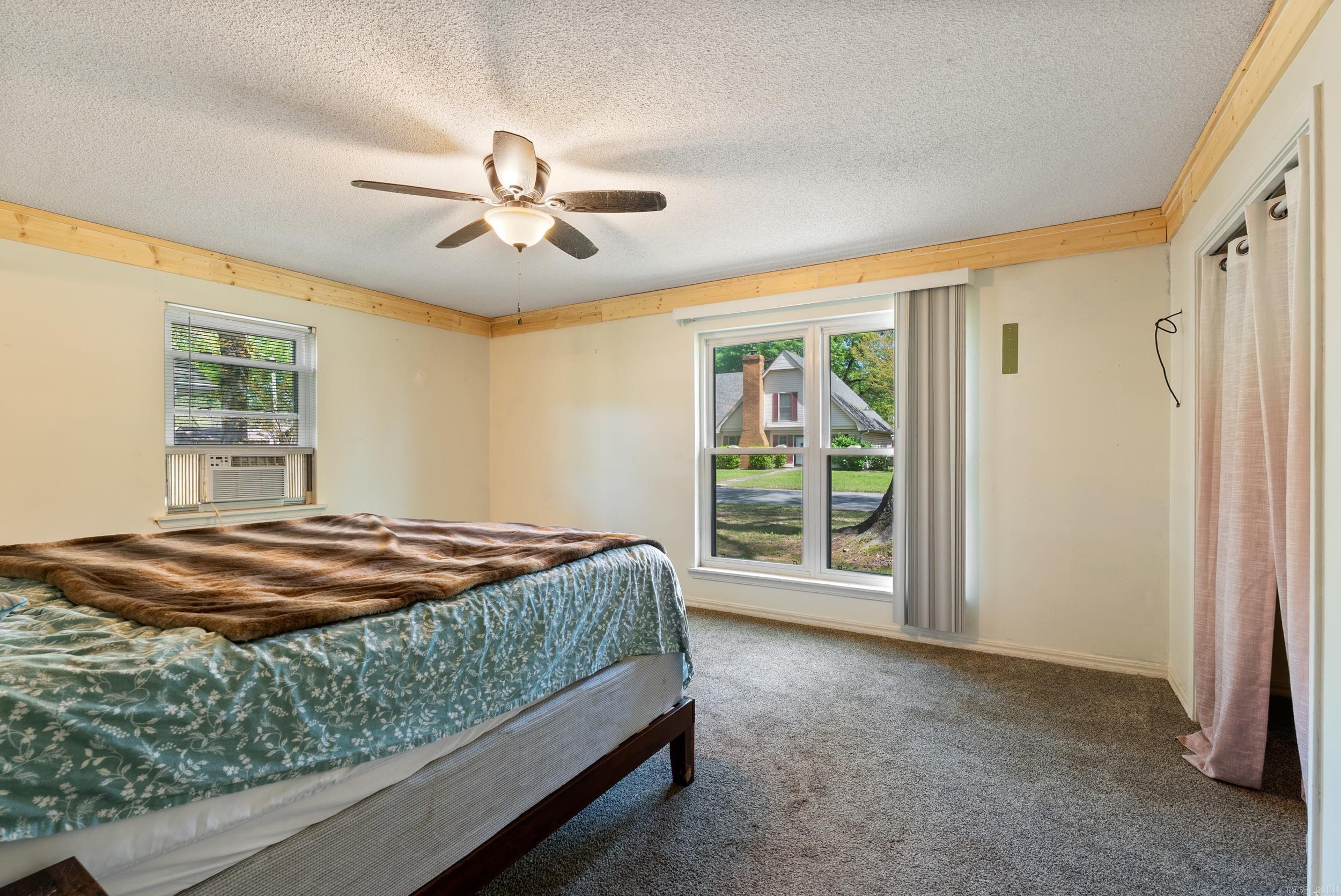 OAK FORREST - Residential