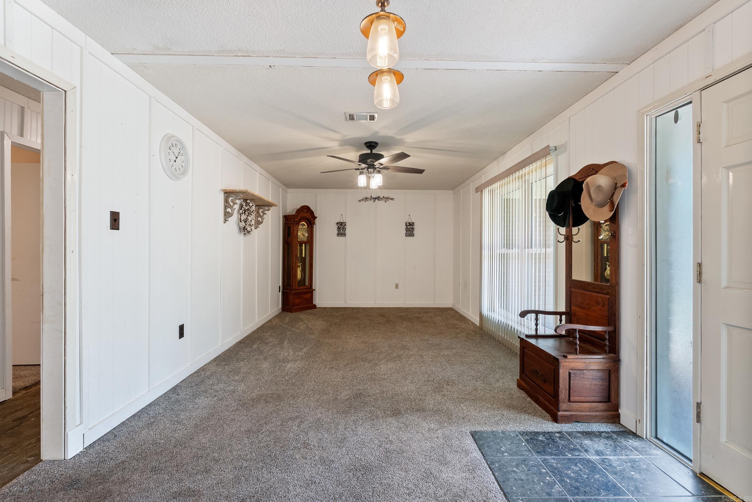 OAK FORREST - Residential