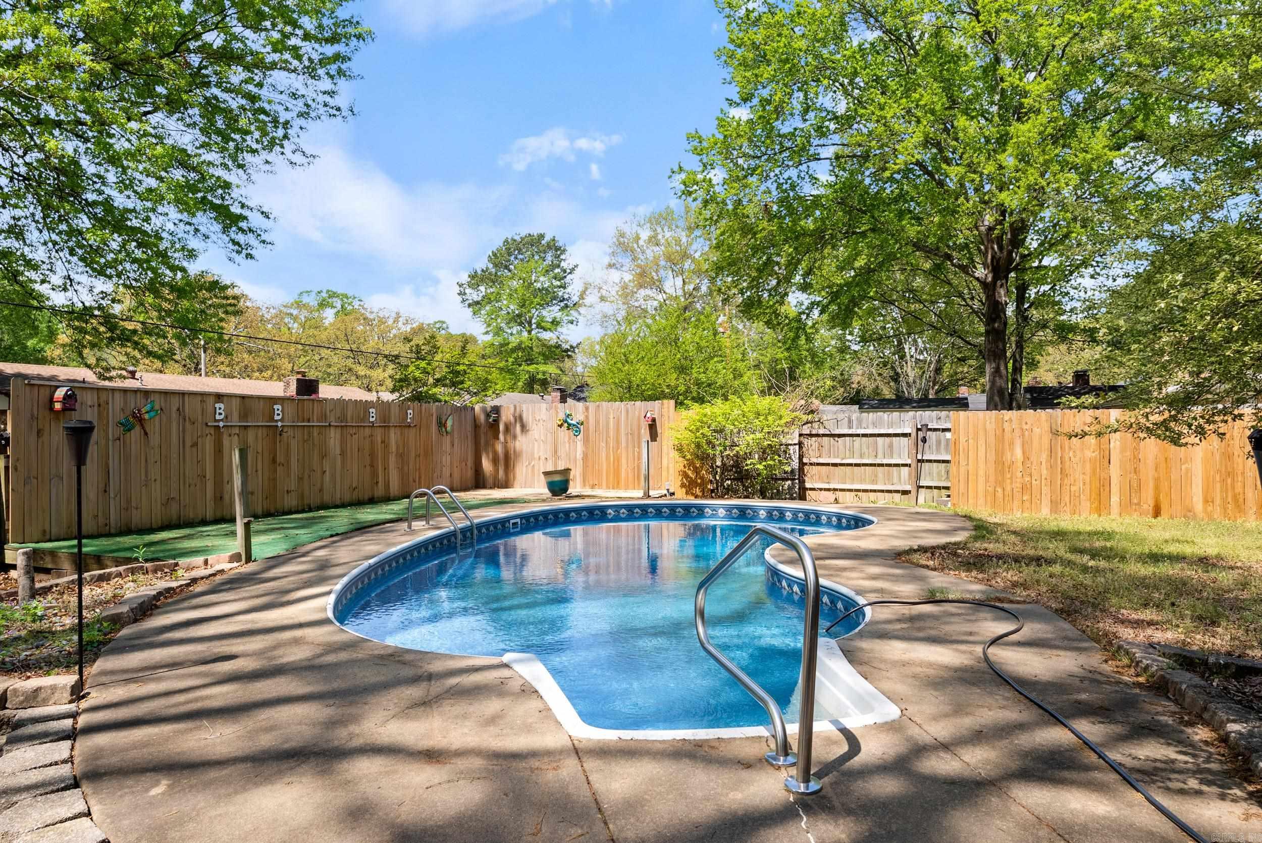 OAK FORREST - Residential