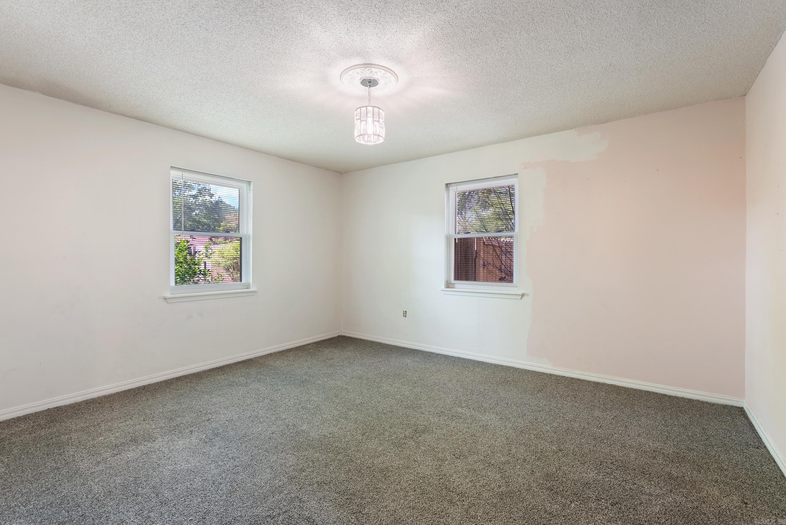 OAK FORREST - Residential
