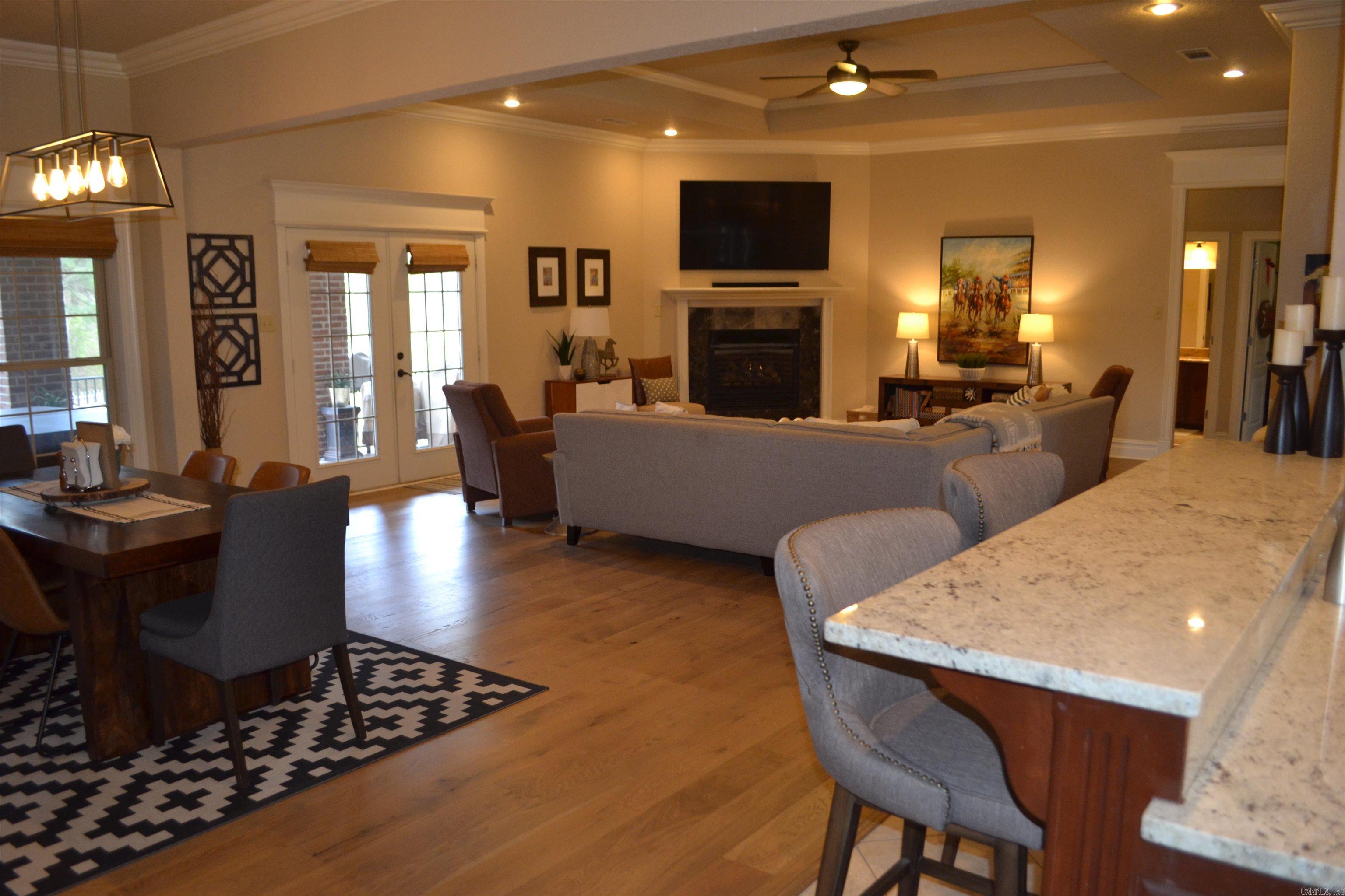 VALLEYRIDGE ESTATES ADD TO EASTG - Residential