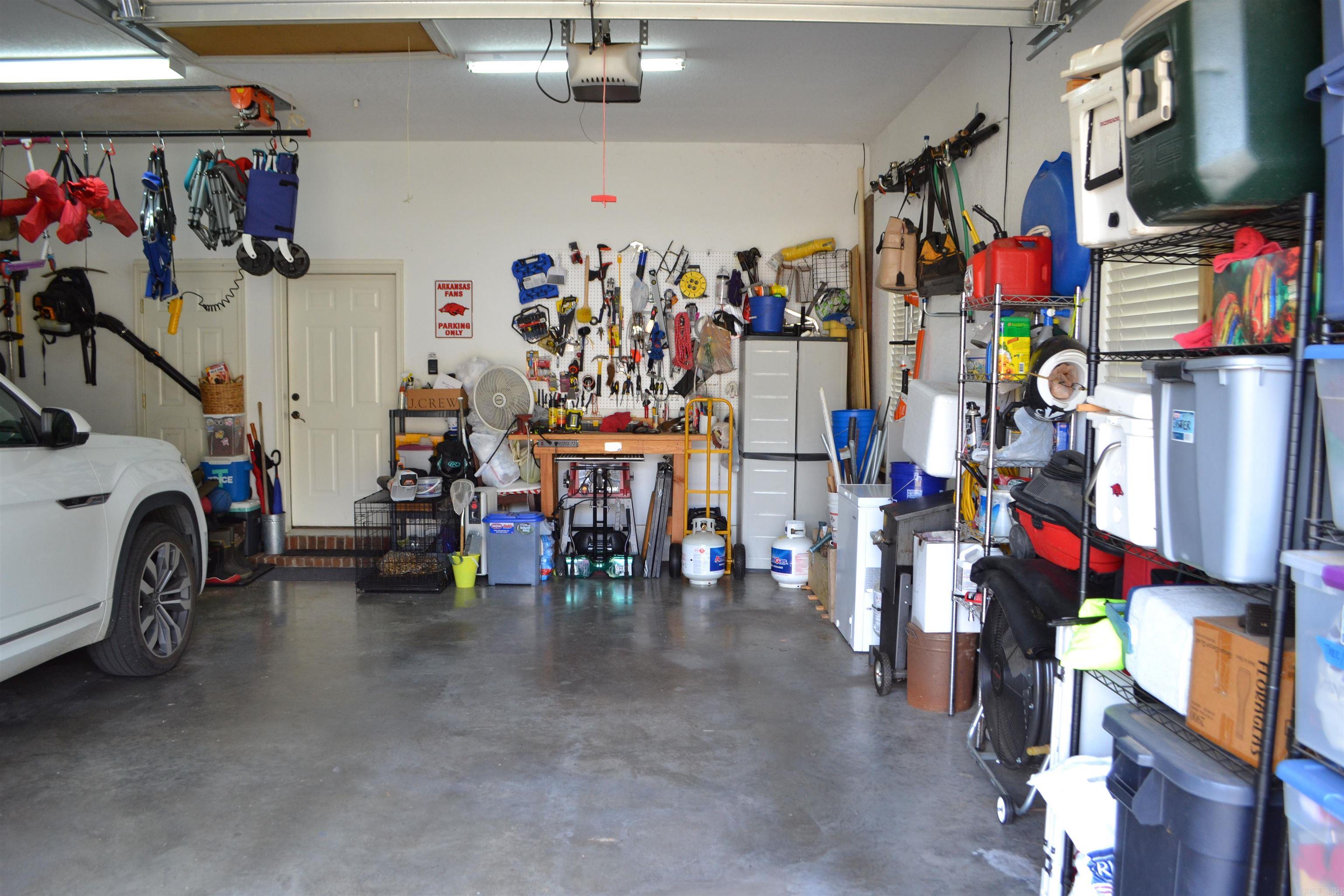 VALLEYRIDGE ESTATES ADD TO EASTG - Residential