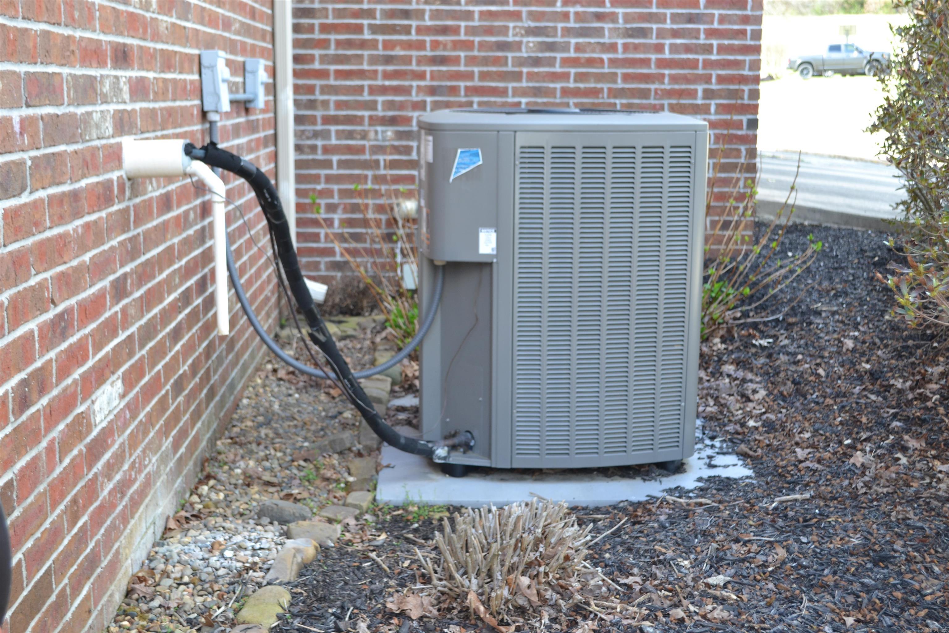 VALLEYRIDGE ESTATES ADD TO EASTG - Residential