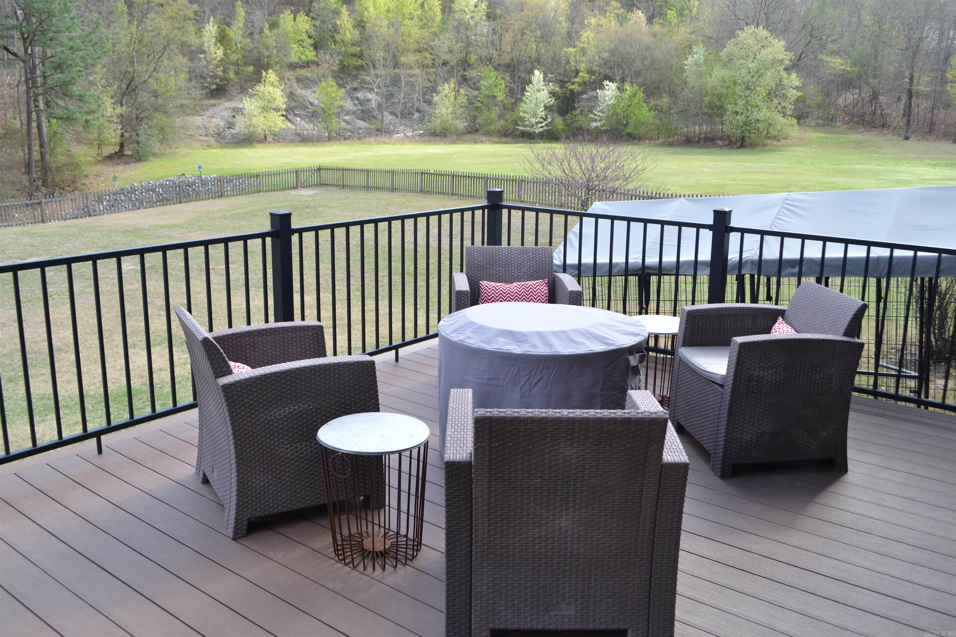 VALLEYRIDGE ESTATES ADD TO EASTG - Residential