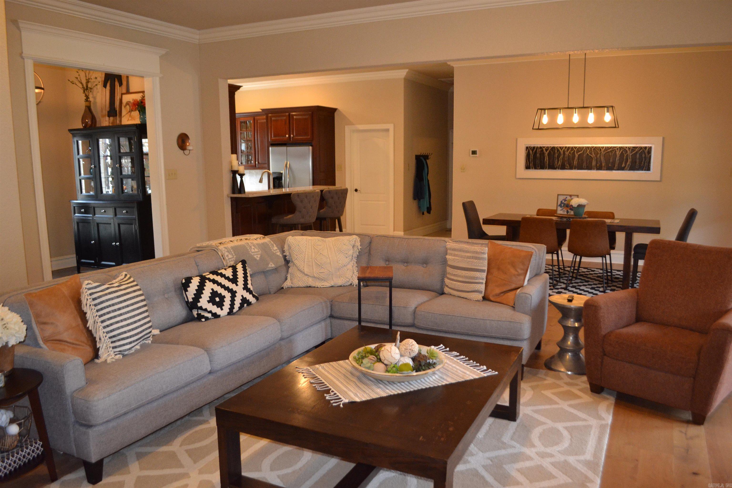 VALLEYRIDGE ESTATES ADD TO EASTG - Residential