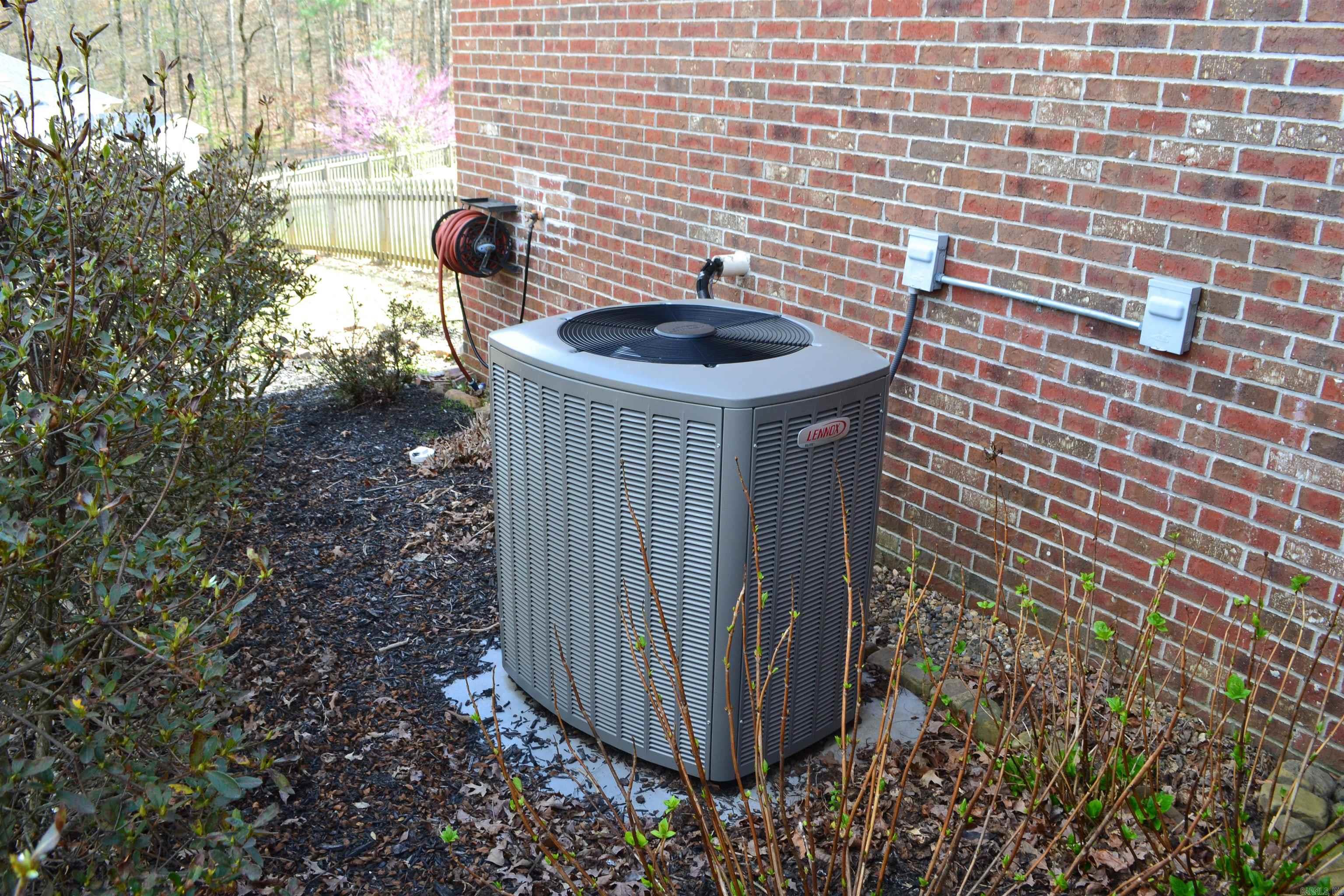 VALLEYRIDGE ESTATES ADD TO EASTG - Residential