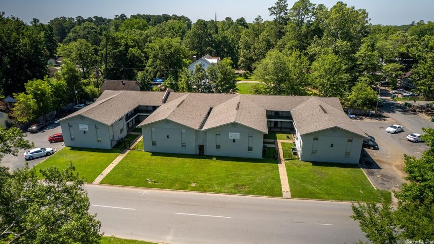 2 Bedroom 1 Bath Apartments for Rent in Pine Bluff  Move IN SPECIAL!!!!!!  Half off first month's rent!  Apply at www.homesofarkansas.com  NO PETS  Rent $550/month  $300 Deposit  $38 app fee per adult  Proof of Income required  Water Included  Skycops on Premises-24/7 Surveillance
