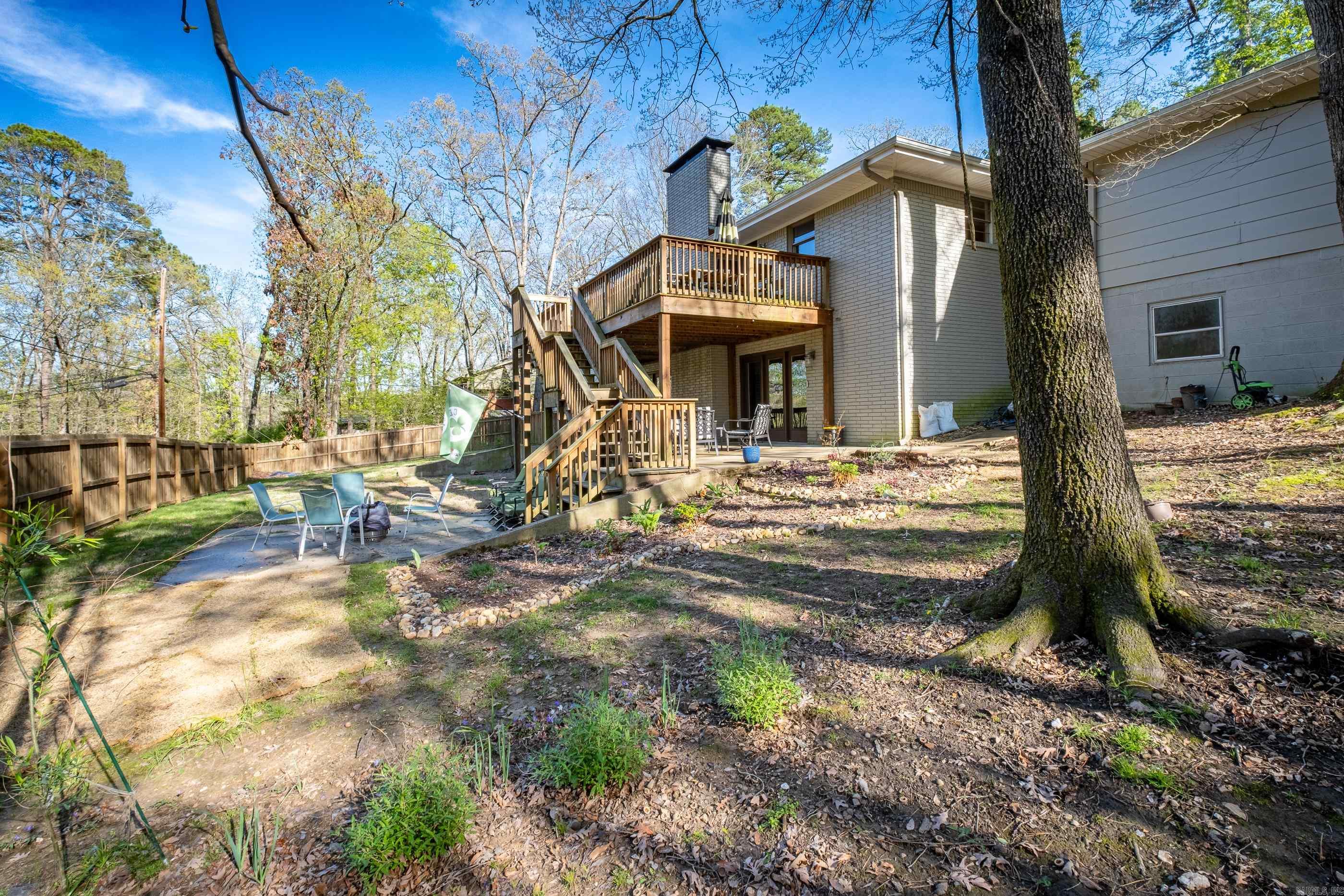 KINGWOOD PLACE - Residential