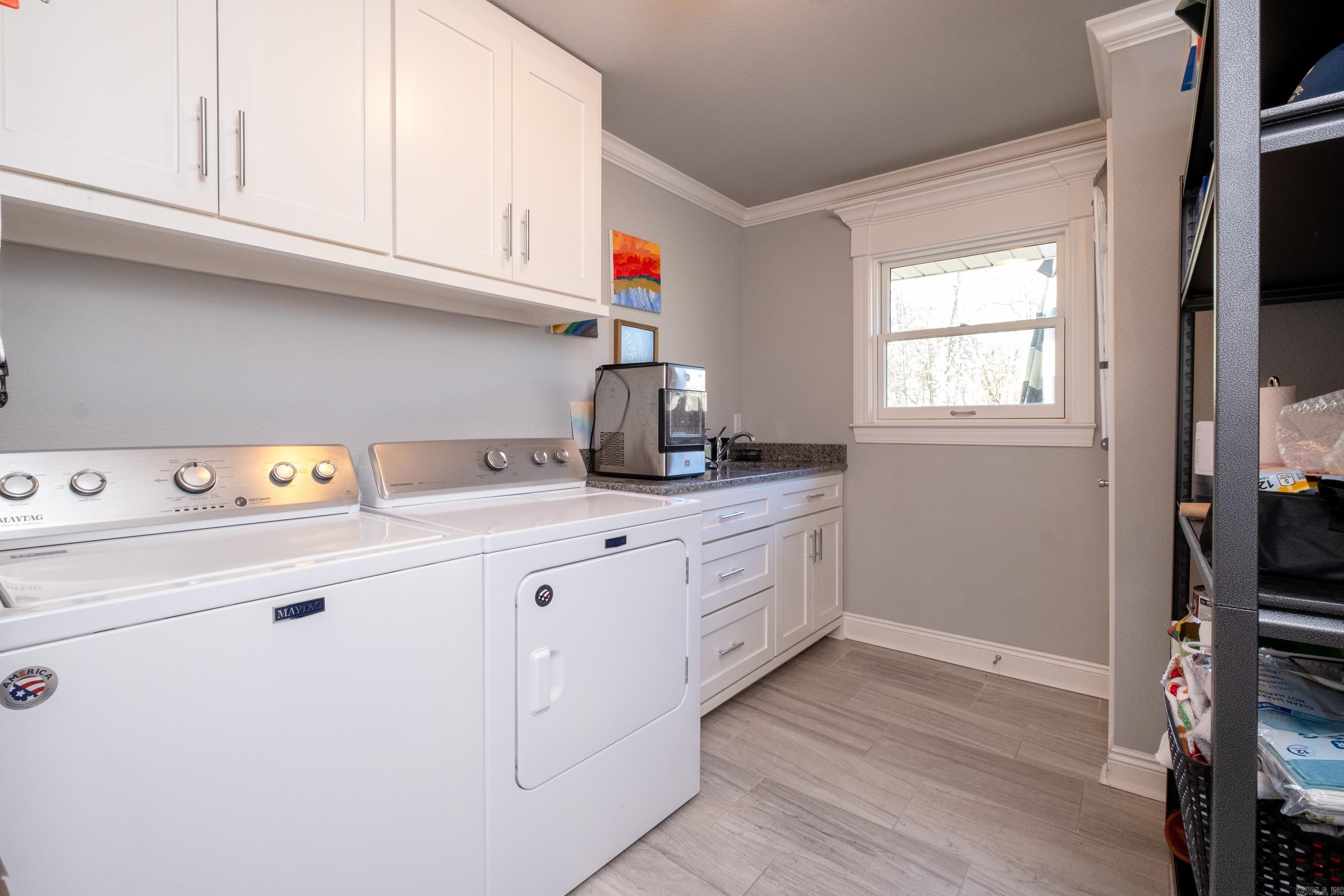 KINGWOOD PLACE - Residential