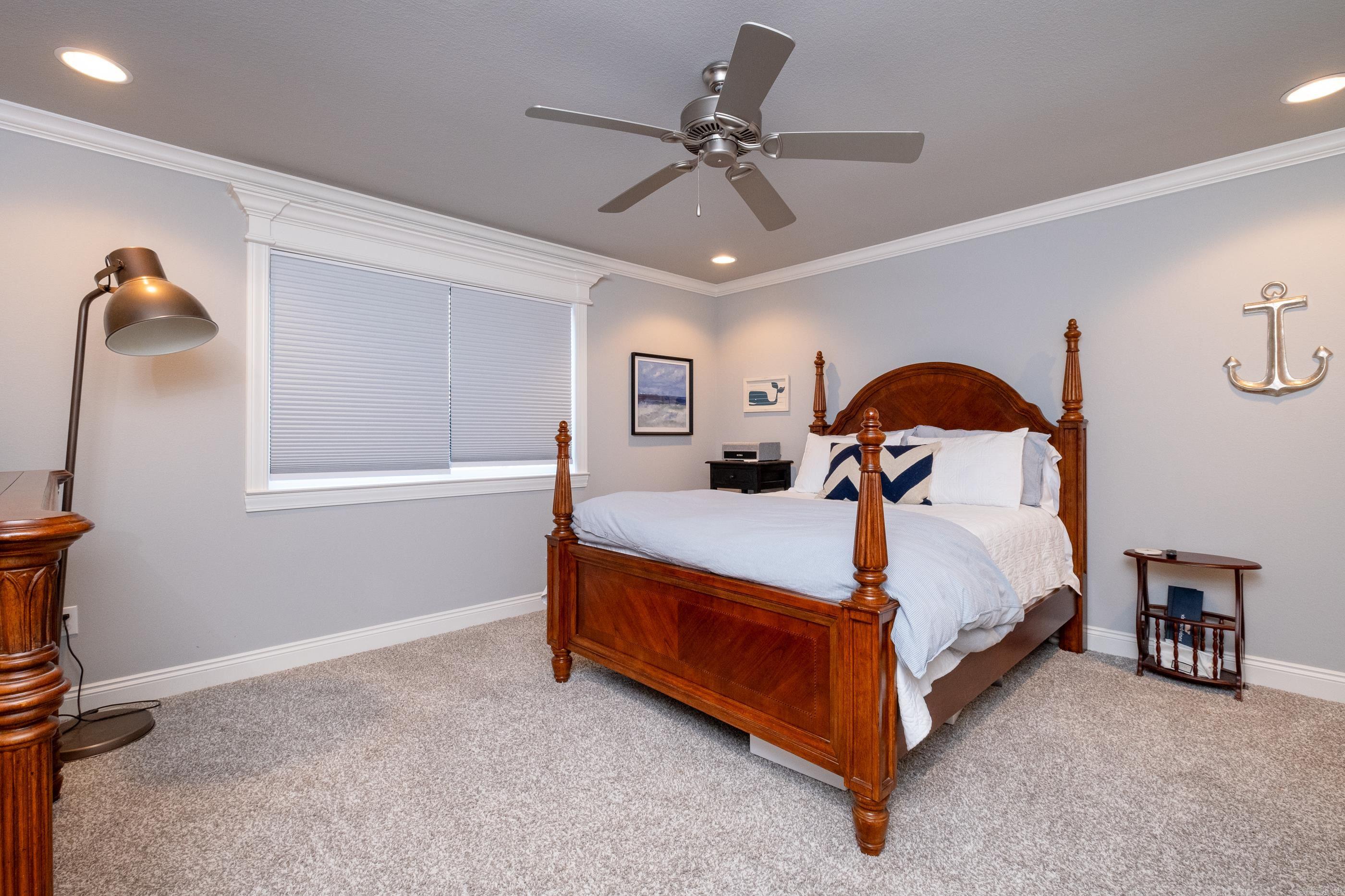 KINGWOOD PLACE - Residential