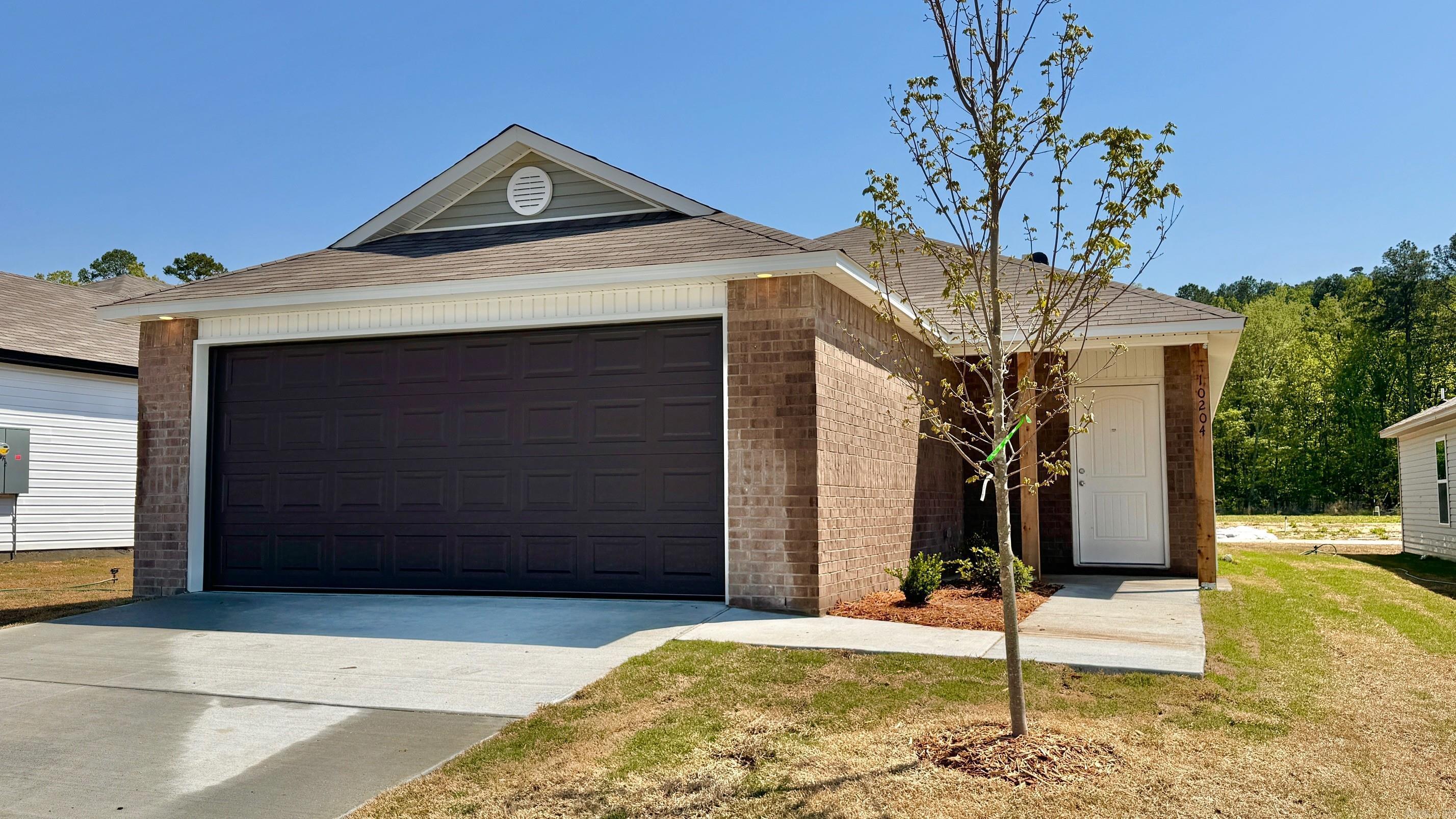 COUNTRY CLUB OF ARK THE - Residential