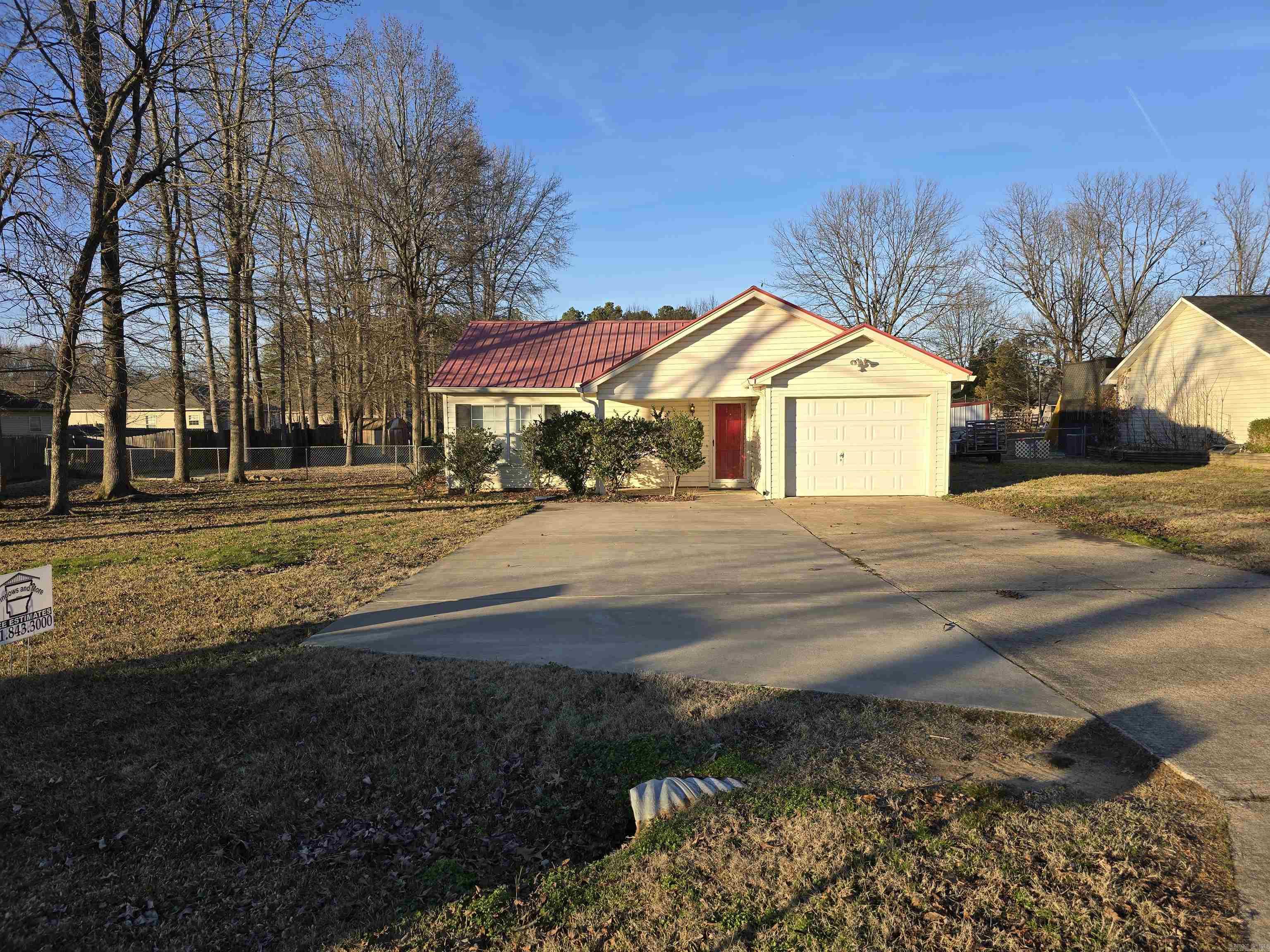 Lovely 3 bed 2 bath home for lease. Large fenced in yard with a shed. $1250 rent and $1250 deposit. No pets Online Application; https://irealtyar.managebuilding.com/Resident/rental-application/new