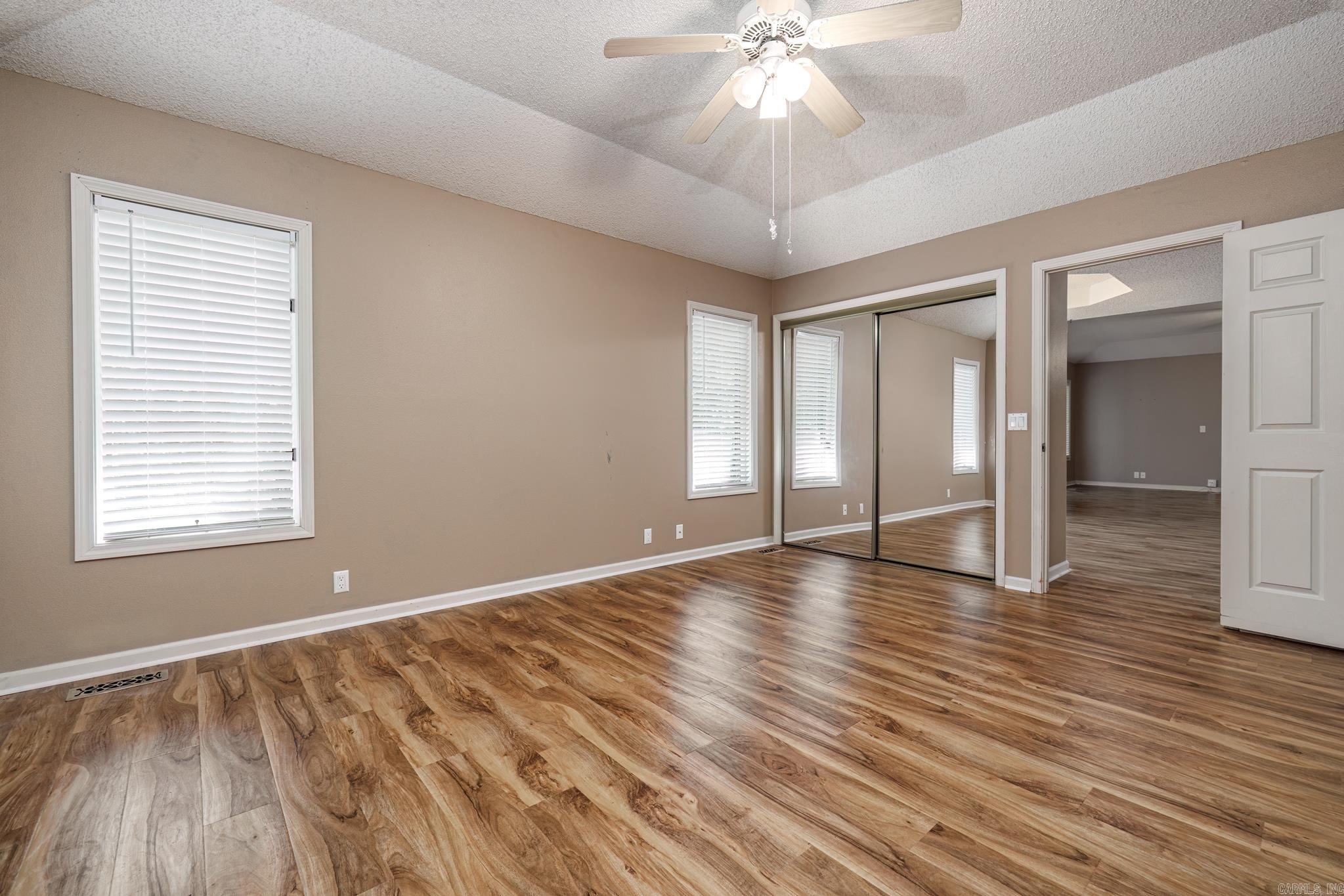 ENCANTADO - Residential