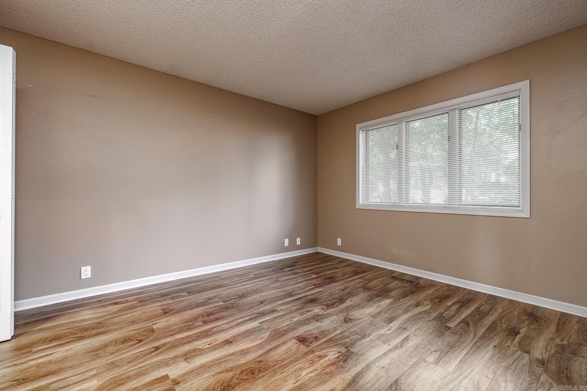 ENCANTADO - Residential