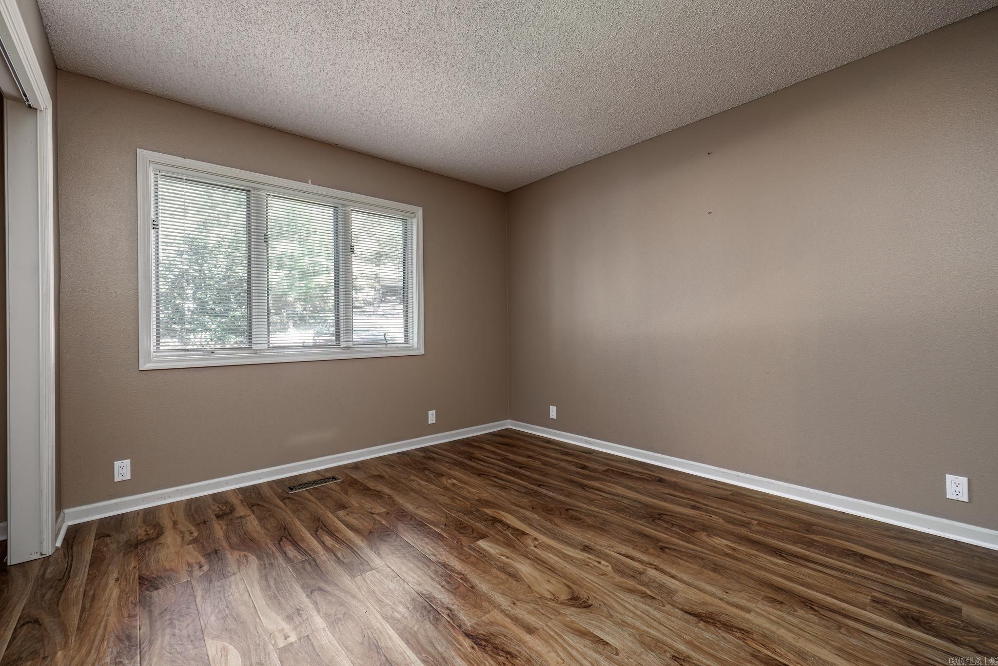 ENCANTADO - Residential