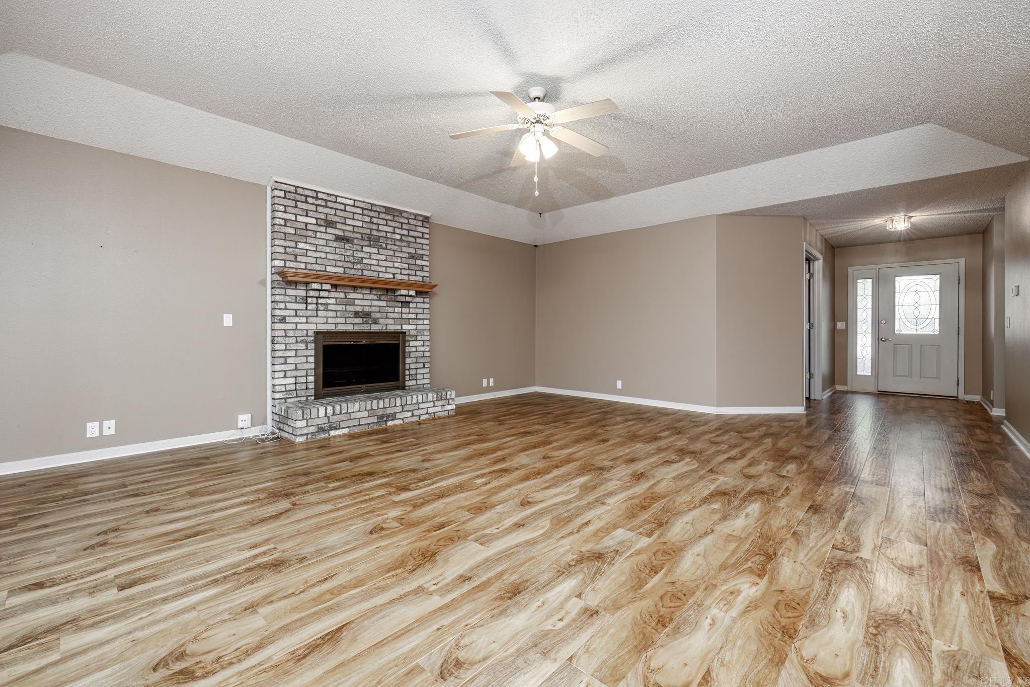 ENCANTADO - Residential