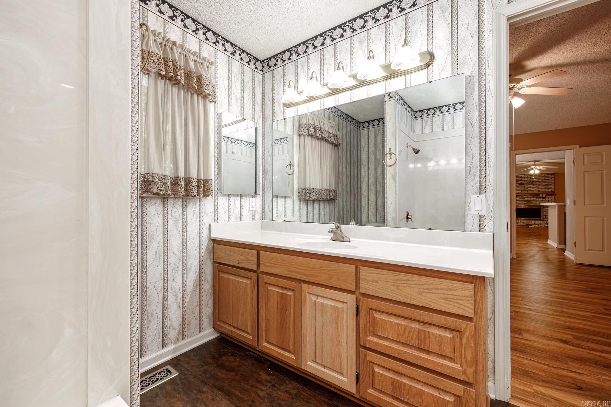 ENCANTADO - Residential