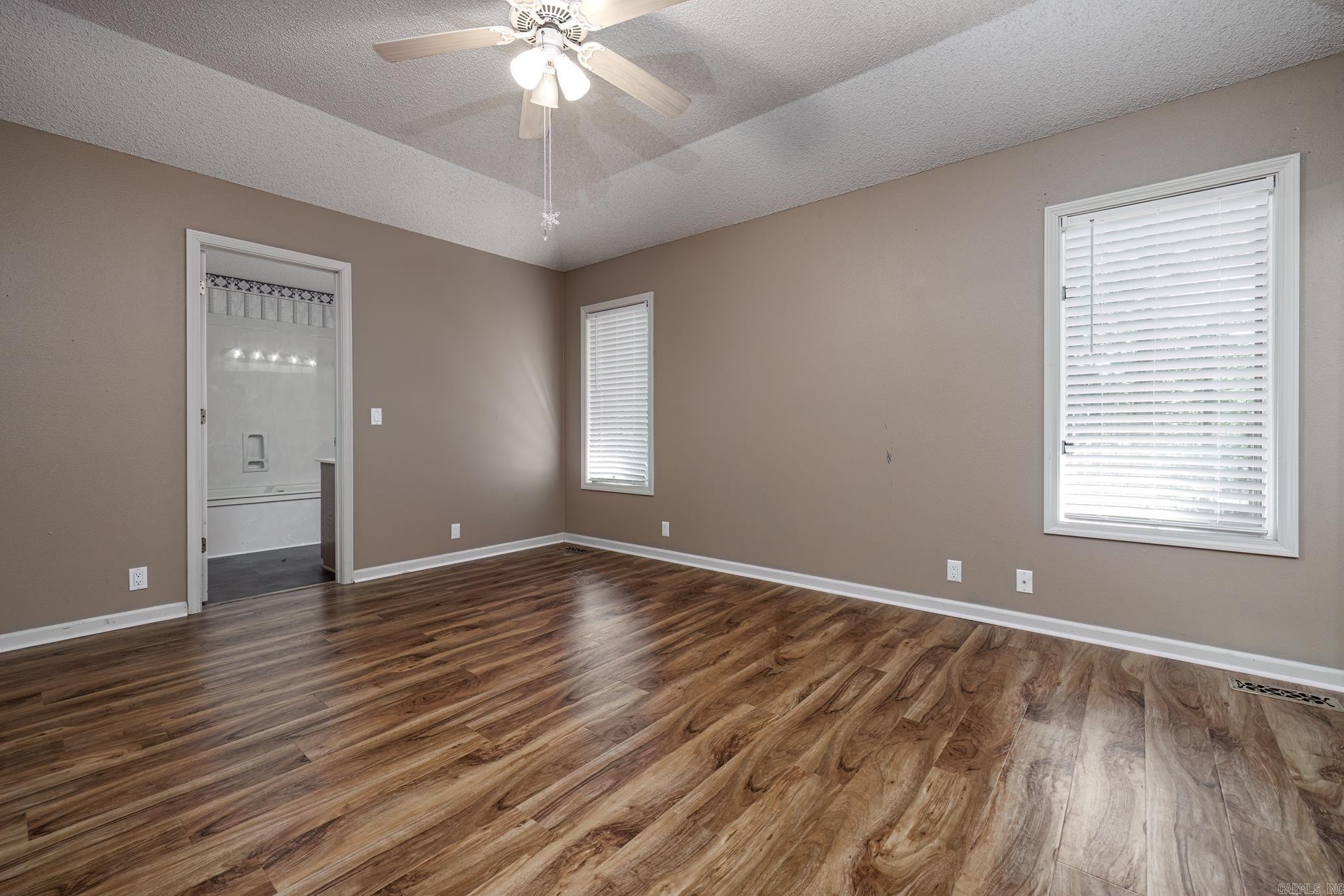 ENCANTADO - Residential