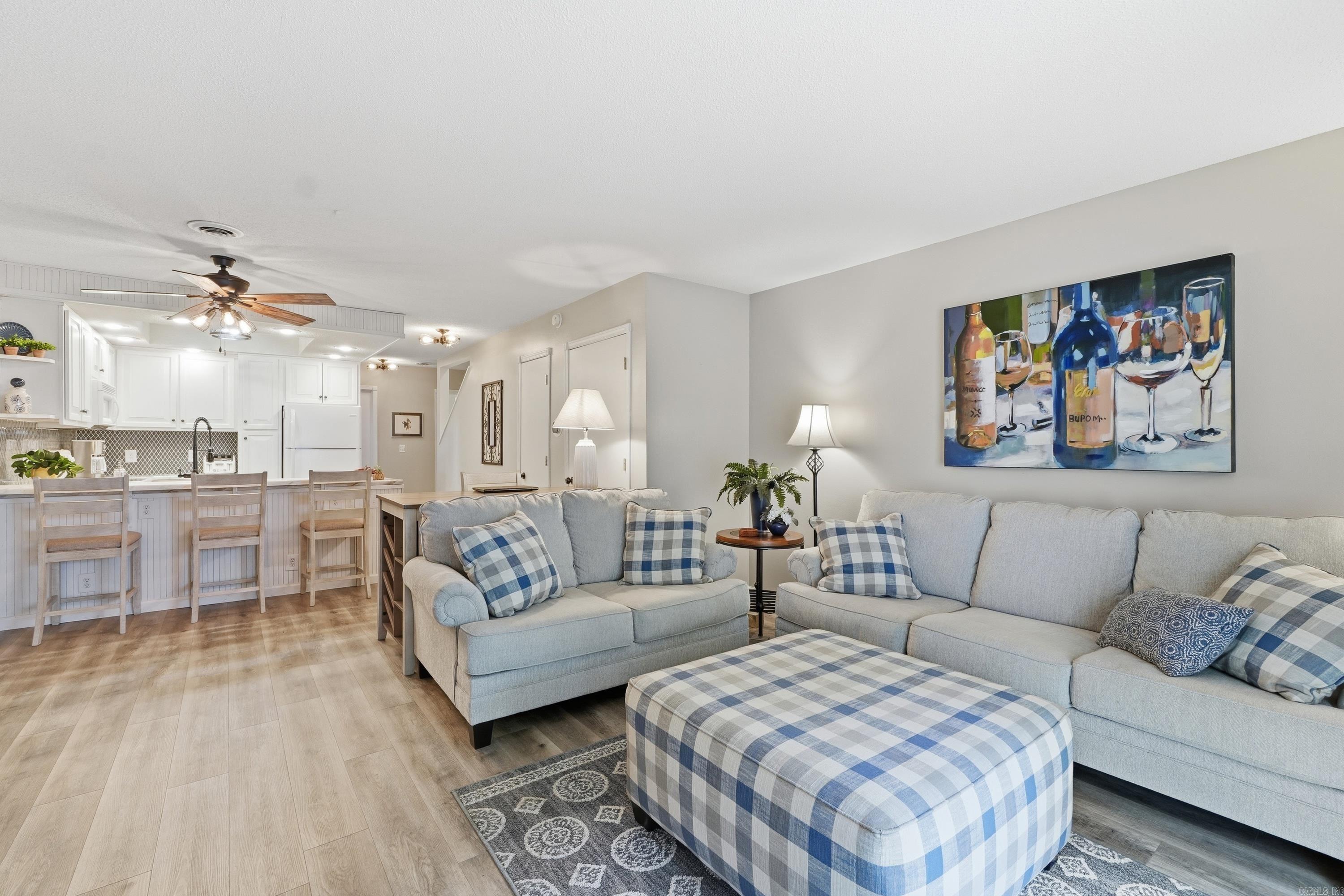 LAKEWOOD HILLS CONDO - Residential
