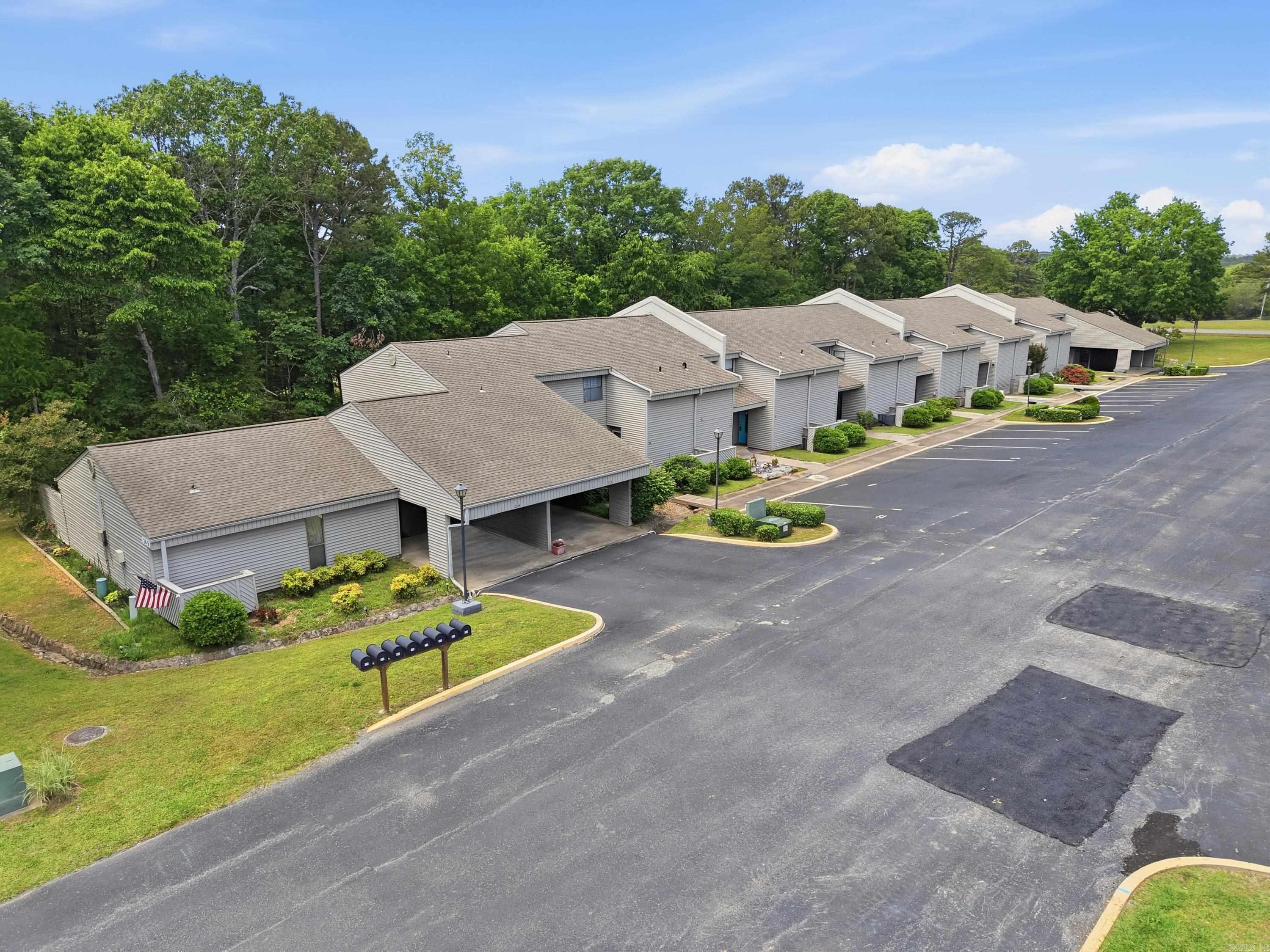 LAKEWOOD HILLS CONDO - Residential