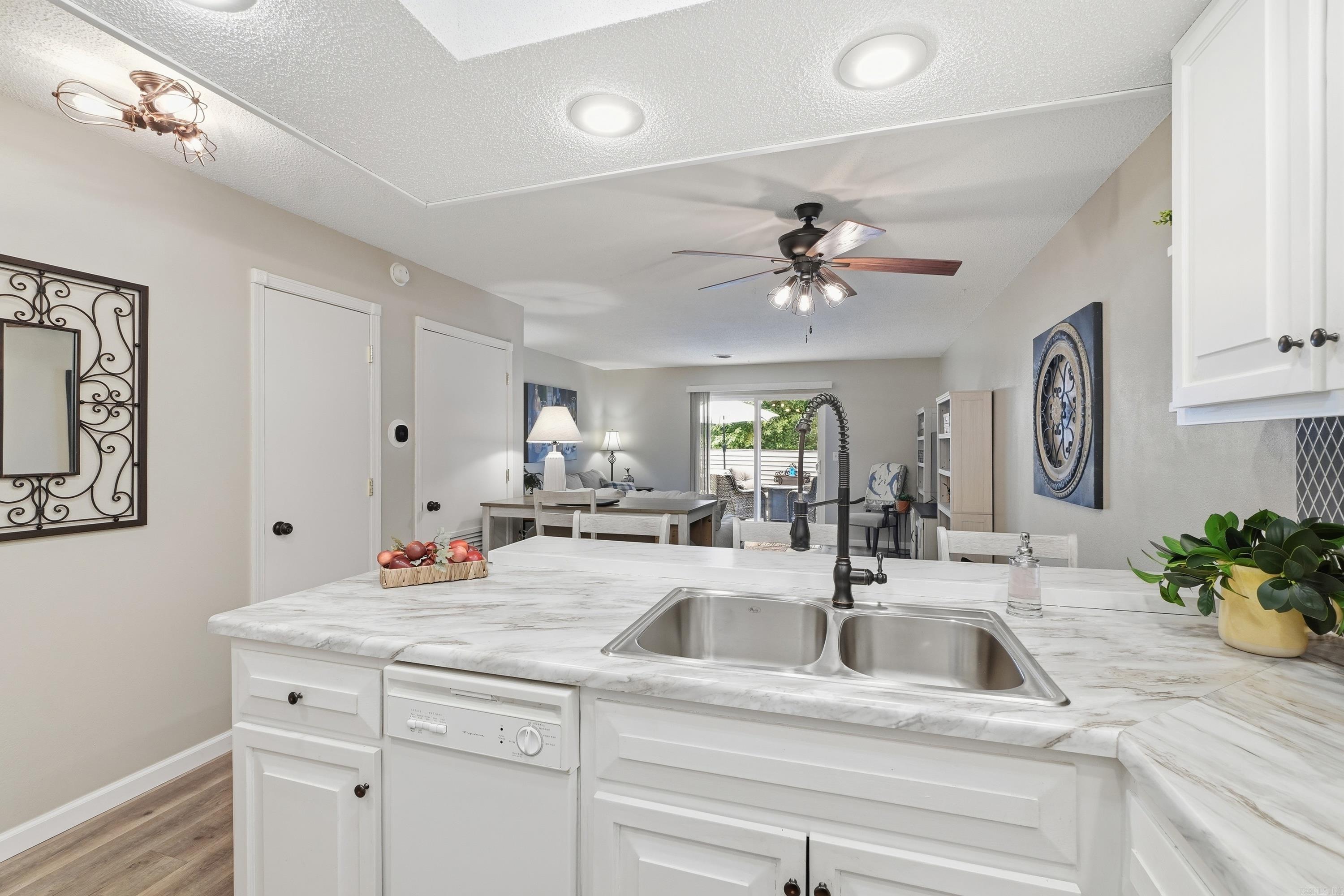 LAKEWOOD HILLS CONDO - Residential