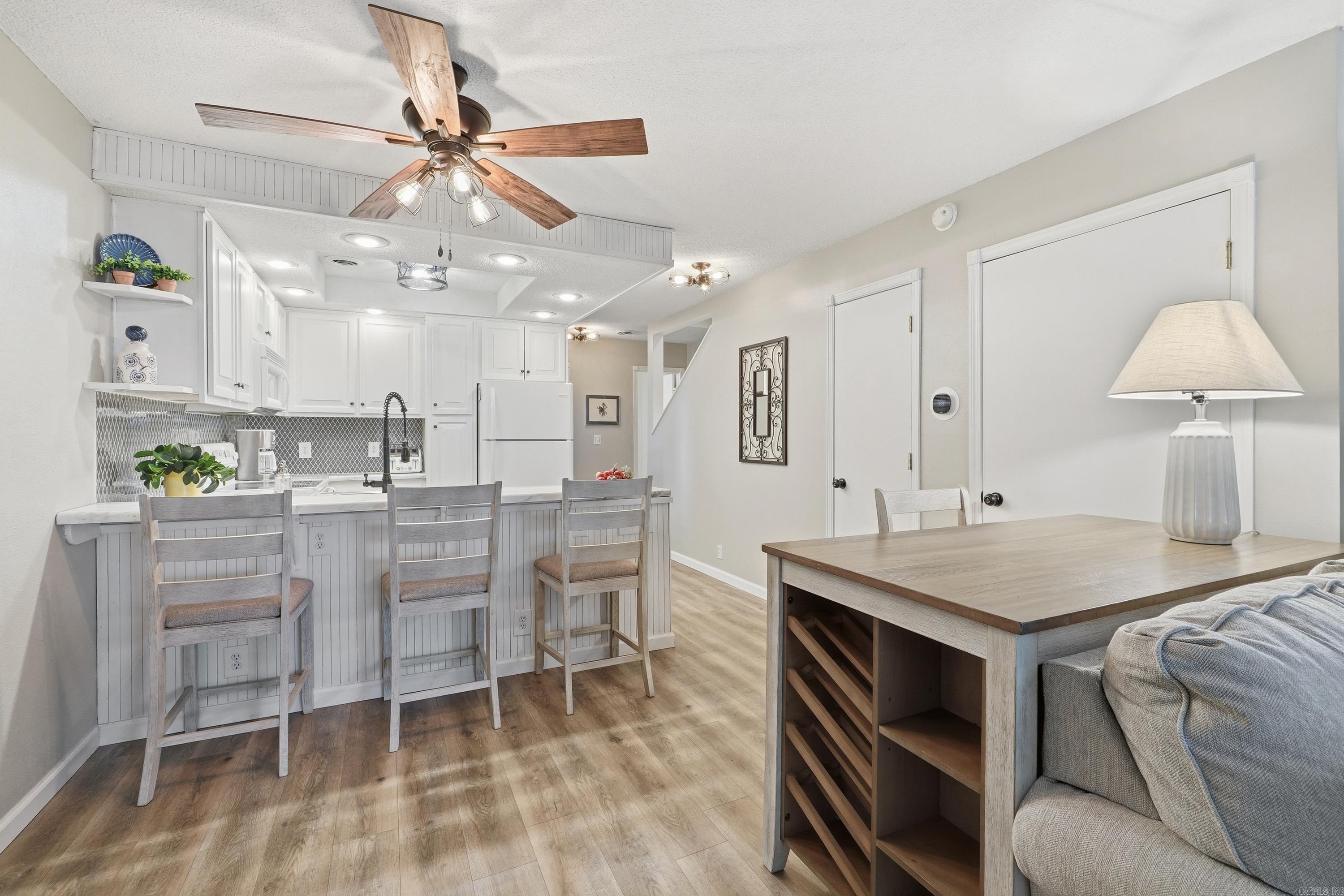 LAKEWOOD HILLS CONDO - Residential