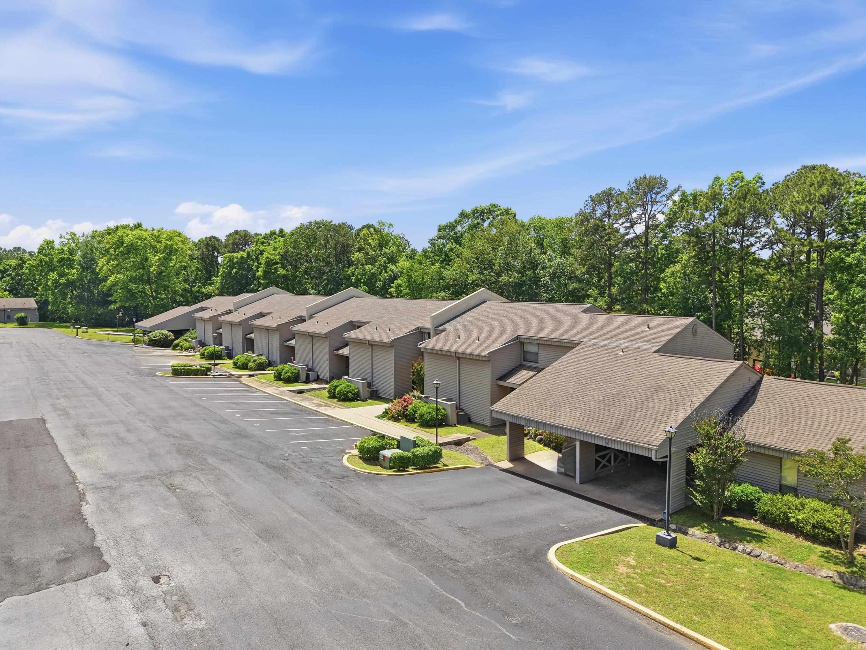 LAKEWOOD HILLS CONDO - Residential