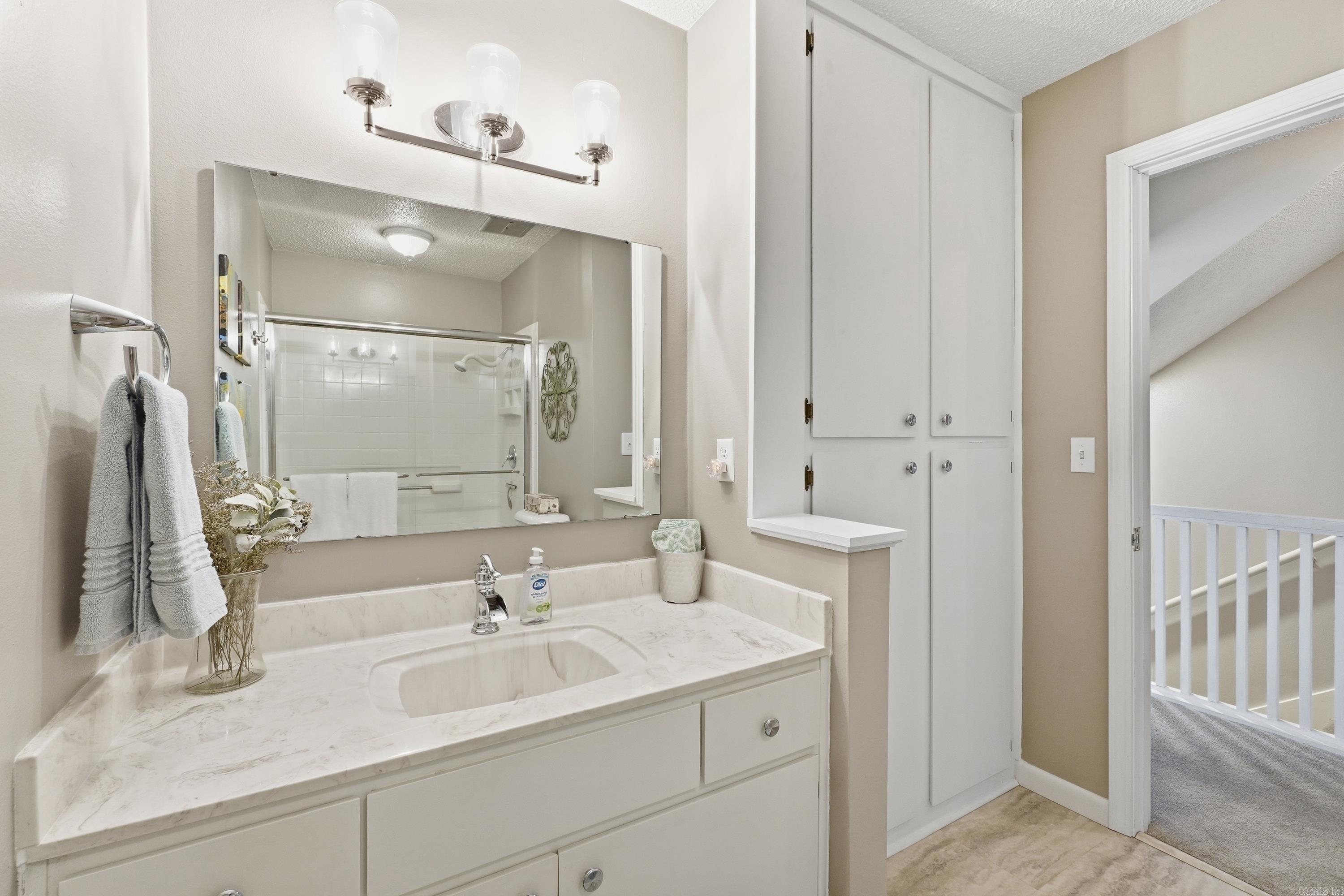 LAKEWOOD HILLS CONDO - Residential