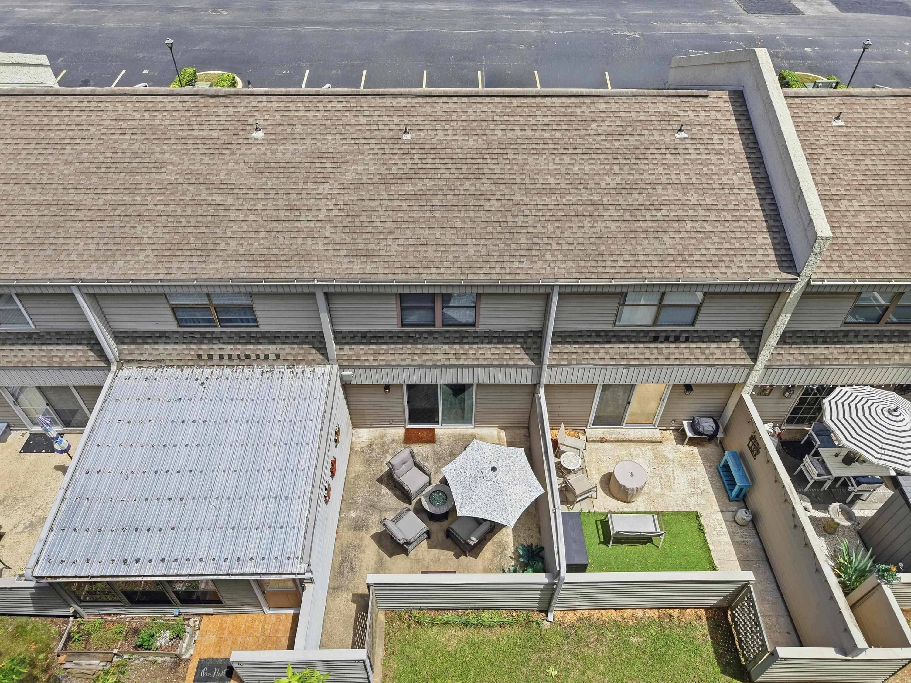LAKEWOOD HILLS CONDO - Residential