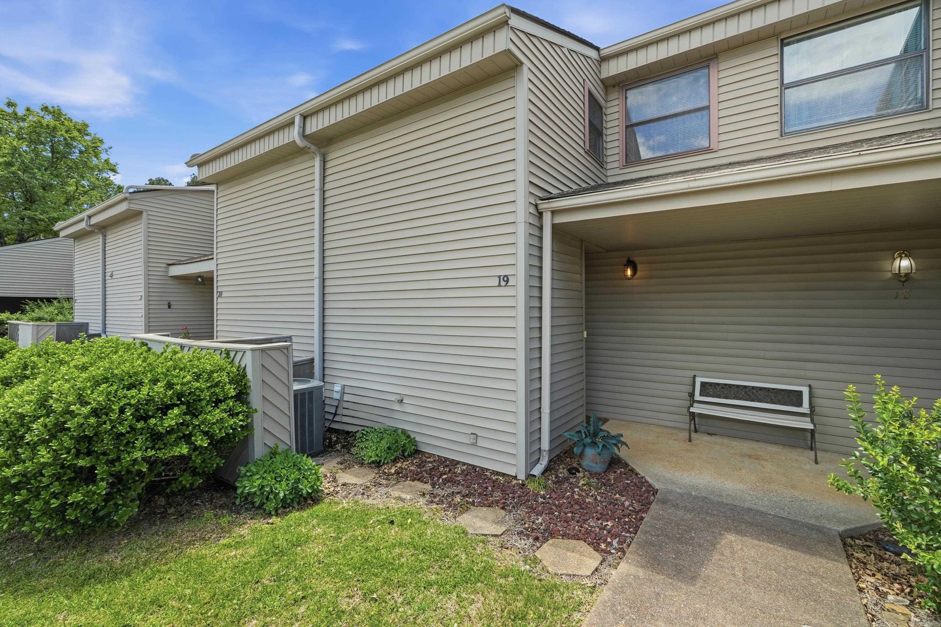 LAKEWOOD HILLS CONDO - Residential