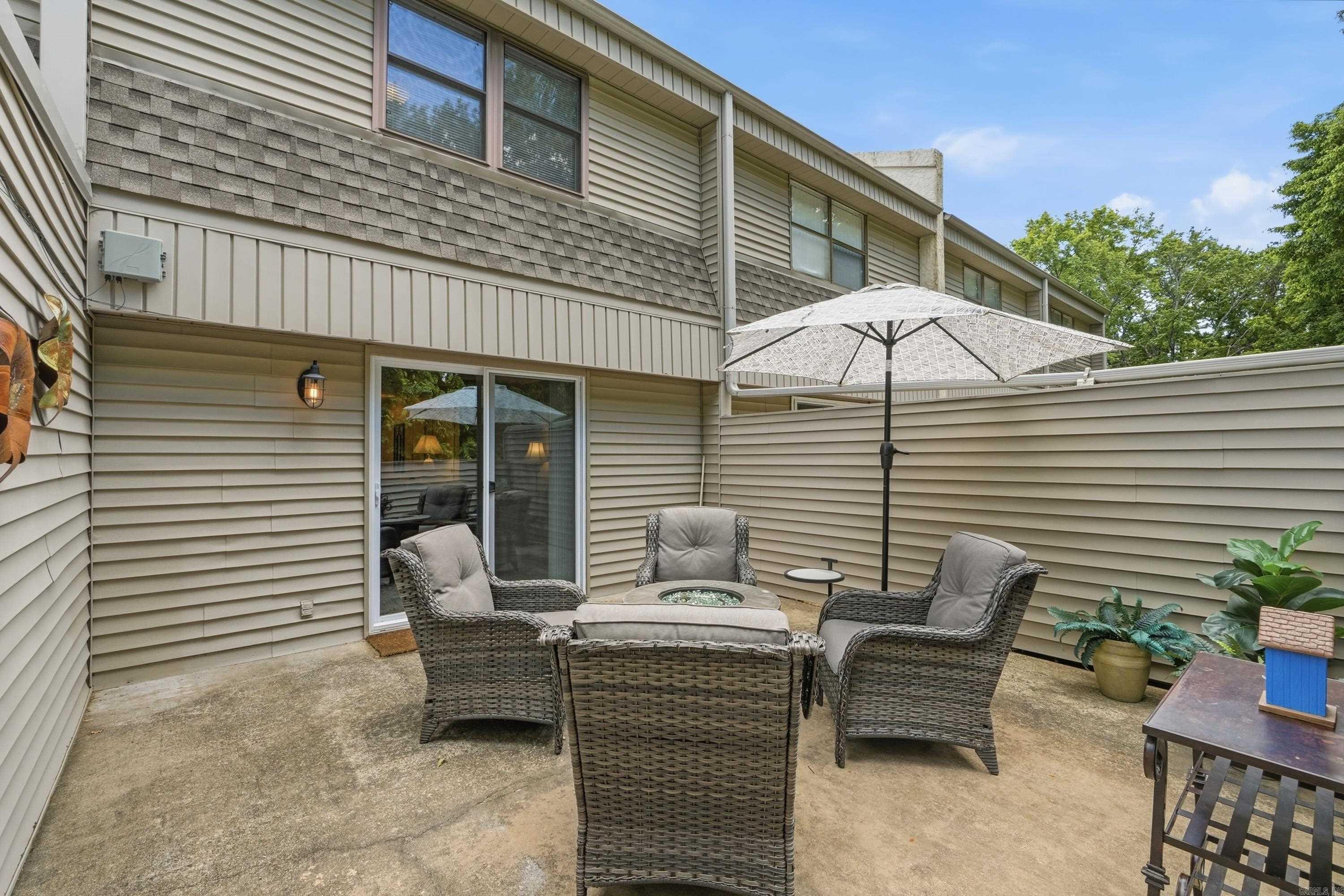 LAKEWOOD HILLS CONDO - Residential