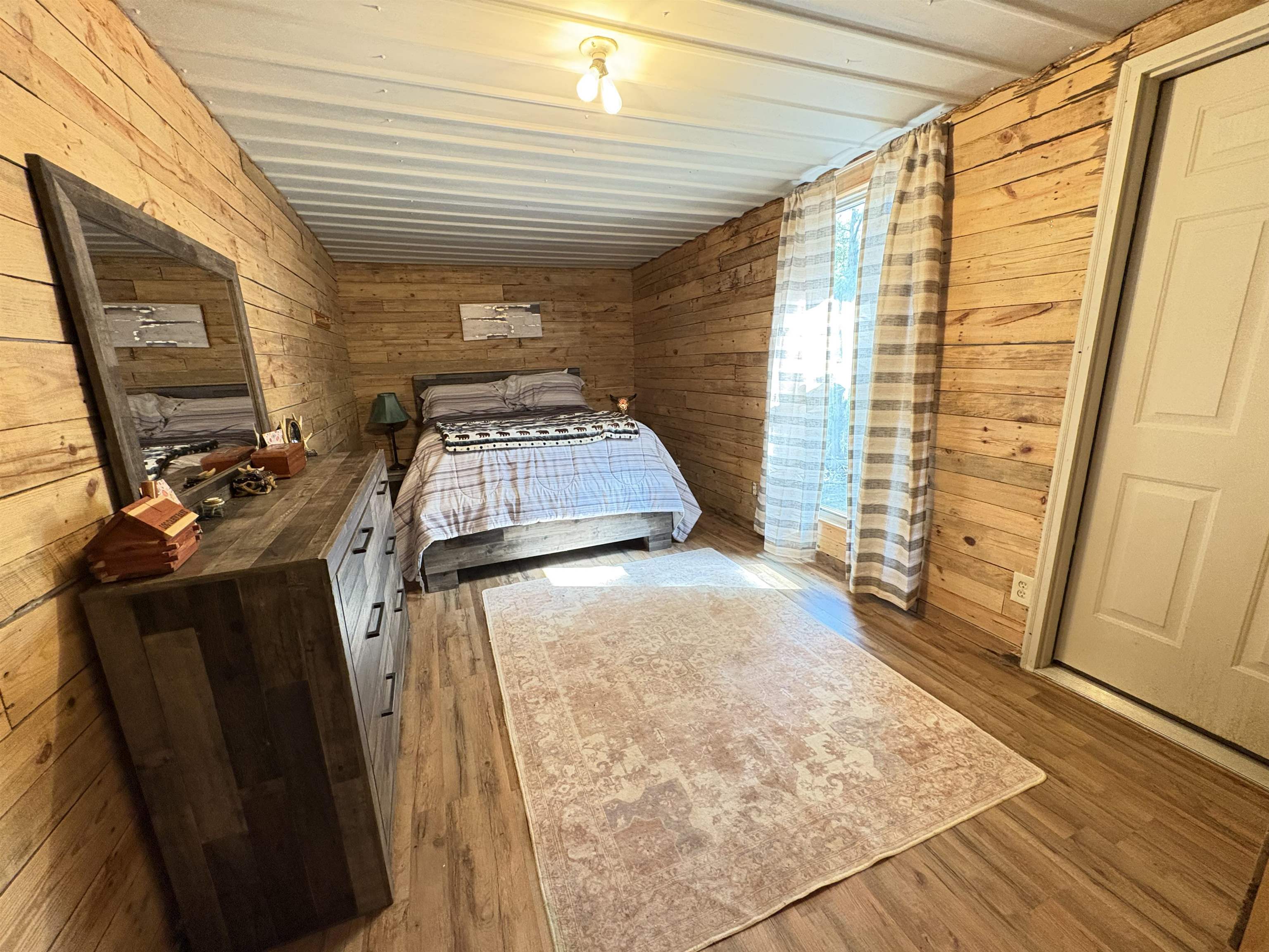 DEER VALLEY - Residential