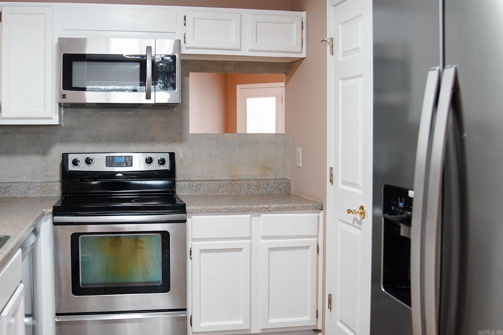 SHADOW OAKS - Residential