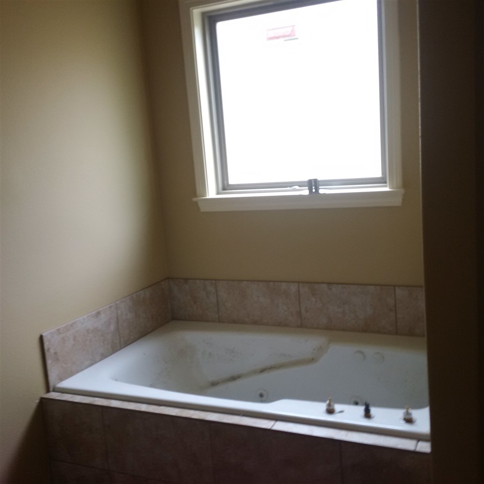 LEXINGTON PARK - Residential