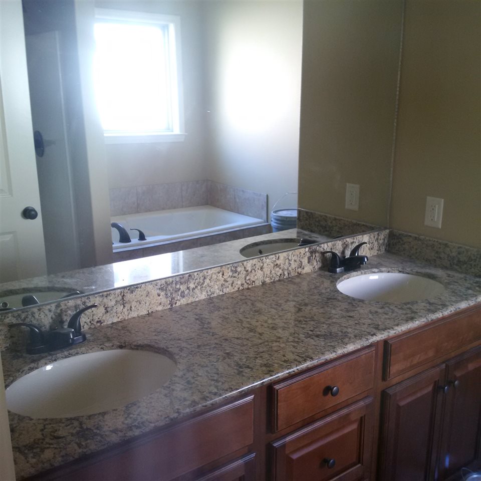 LEXINGTON PARK - Residential