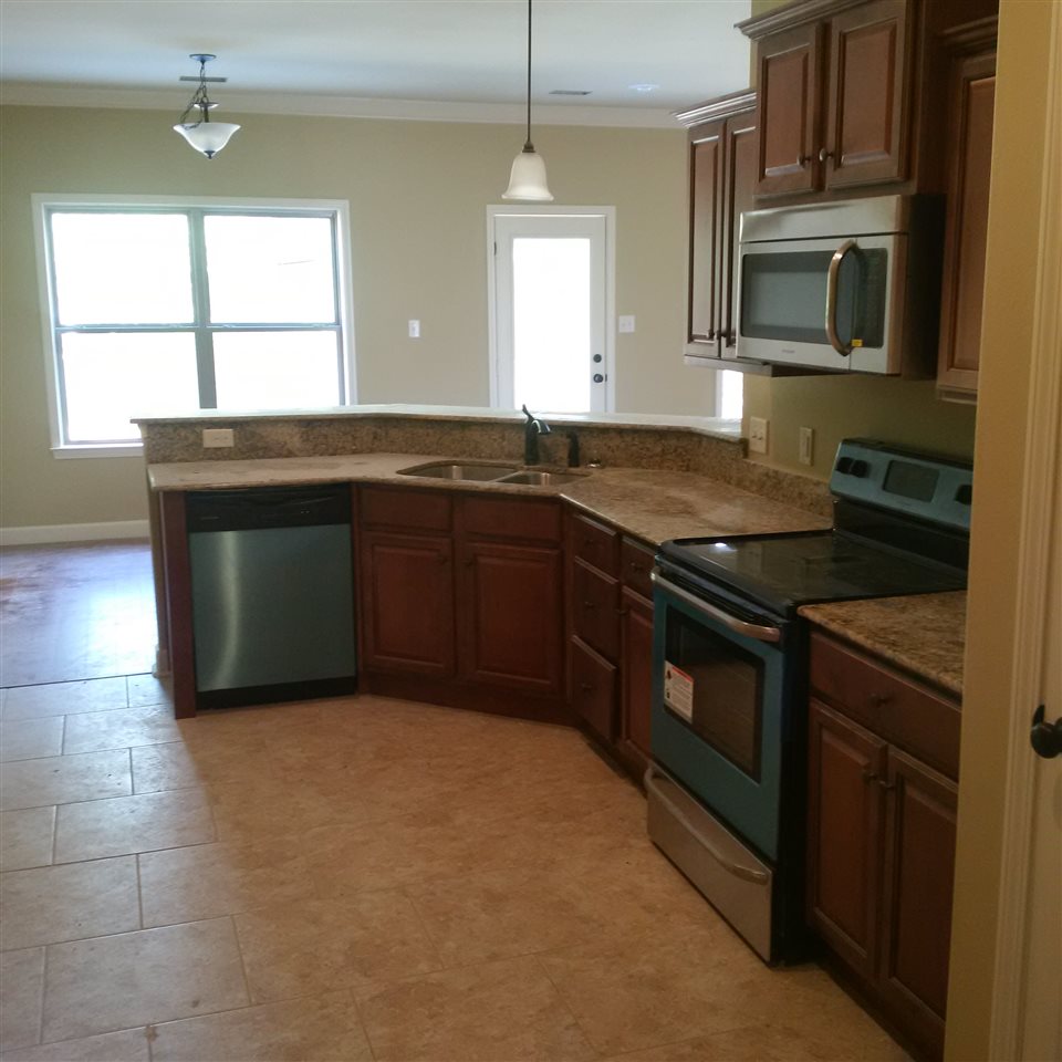 LEXINGTON PARK - Residential