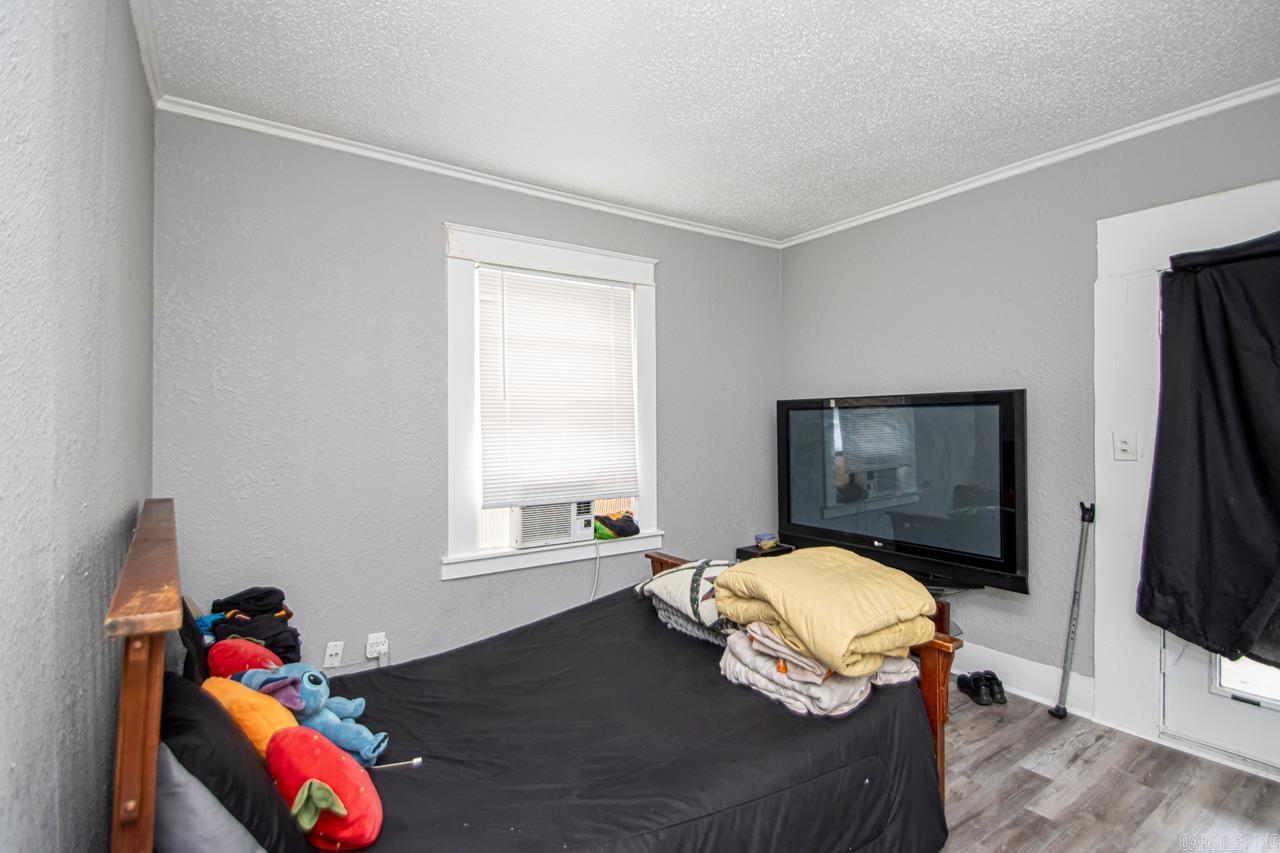 Weldon E Wrights - Residential Income