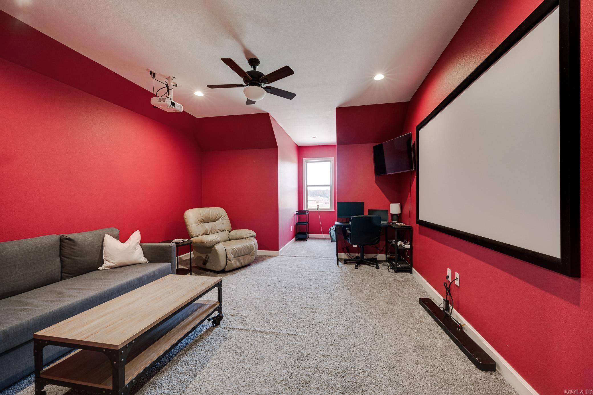 SUNSET LANDING - Residential