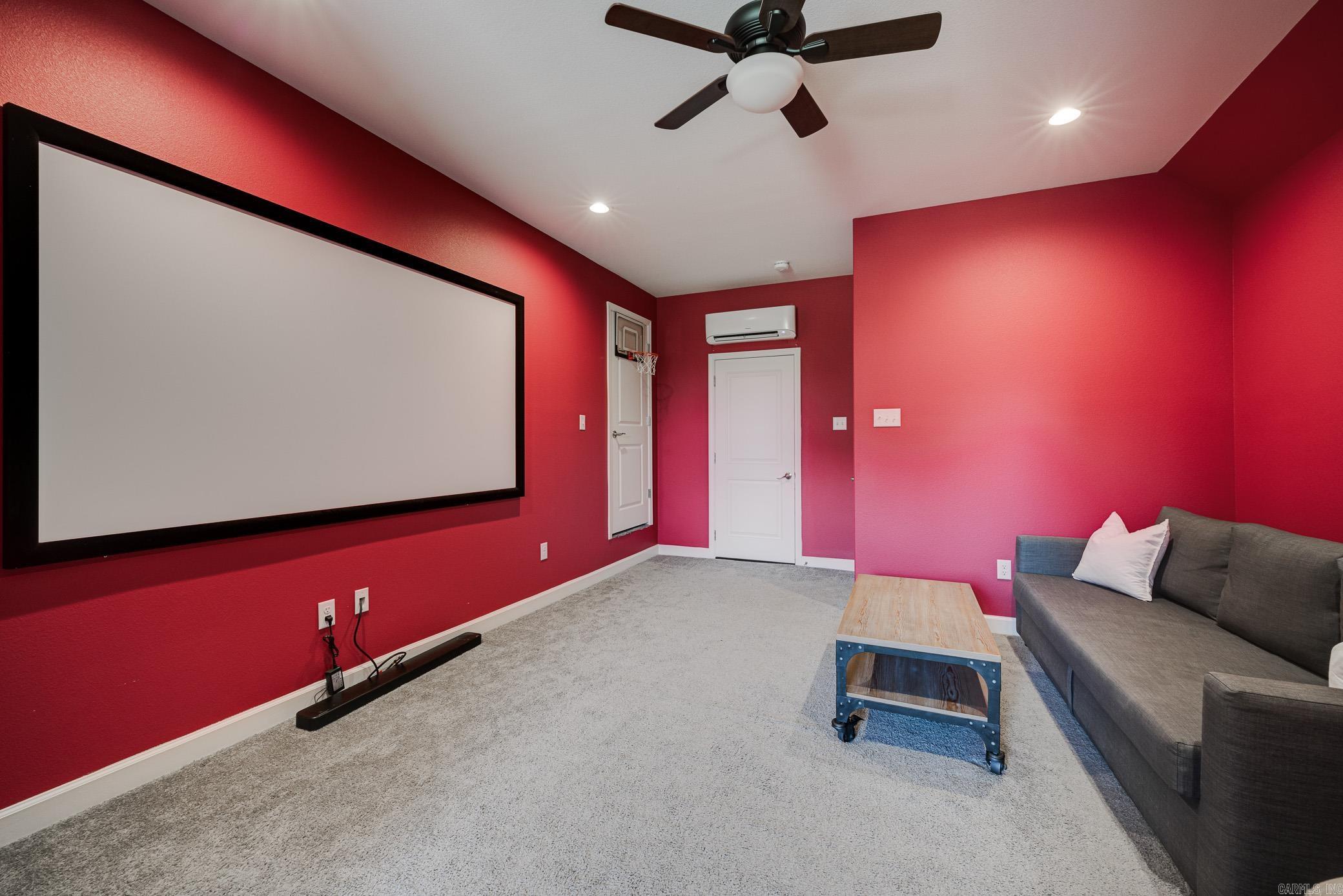 SUNSET LANDING - Residential