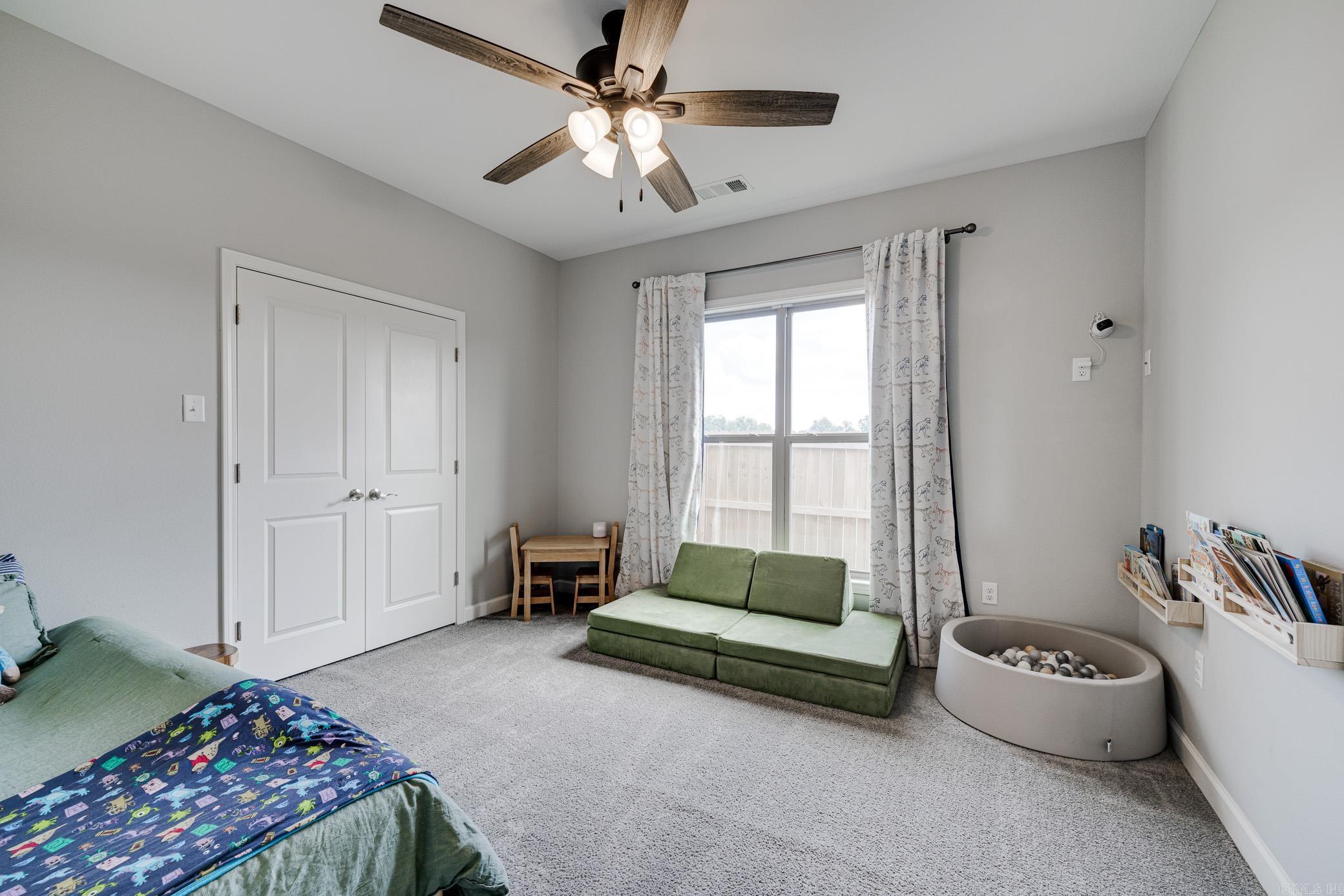 SUNSET LANDING - Residential