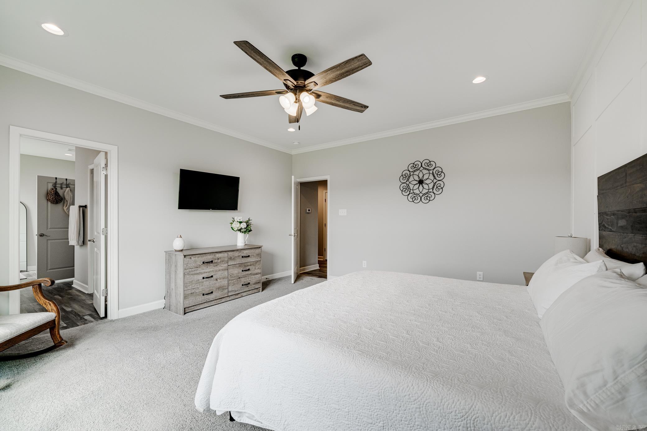 SUNSET LANDING - Residential