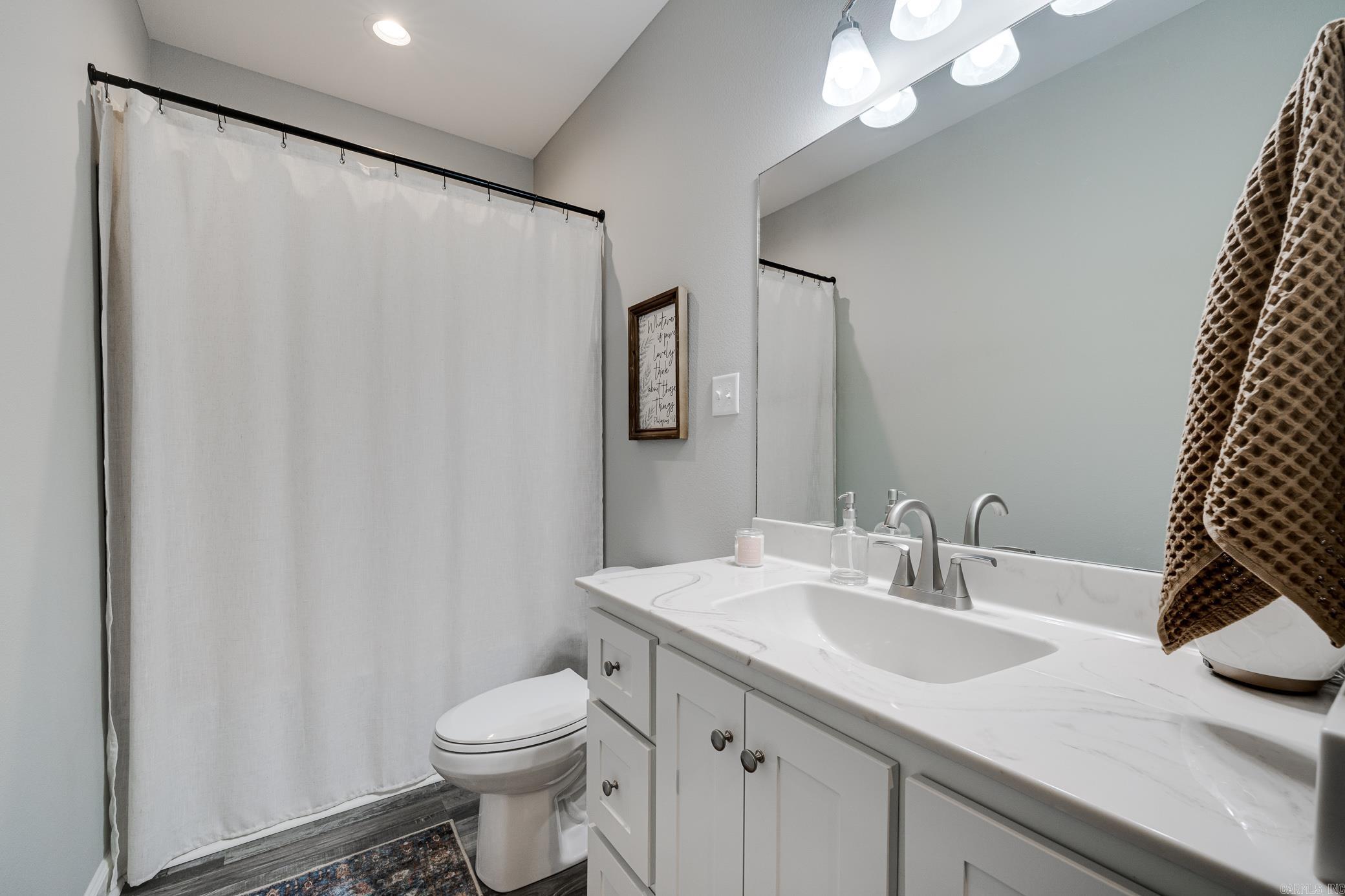 SUNSET LANDING - Residential