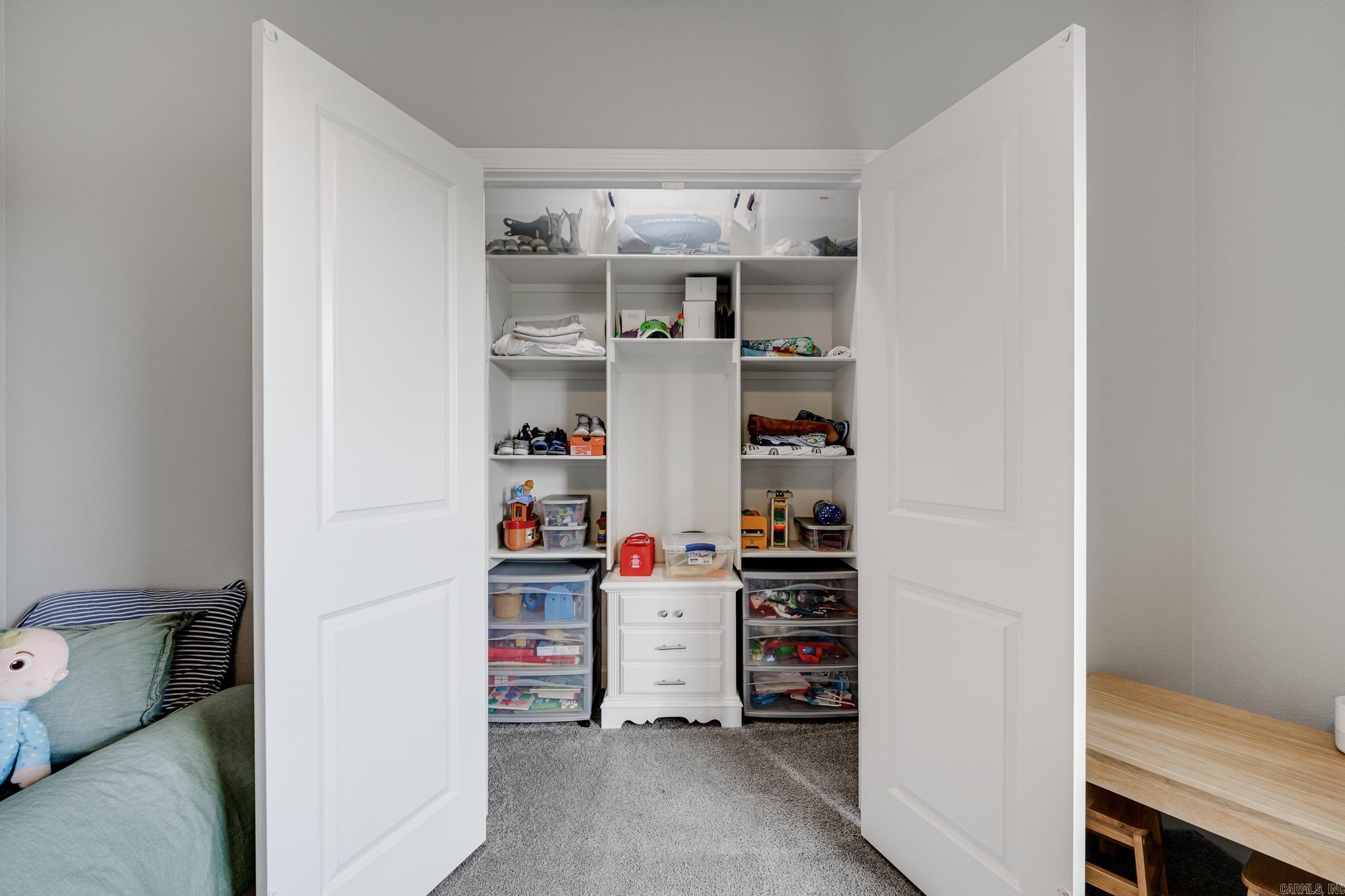 SUNSET LANDING - Residential