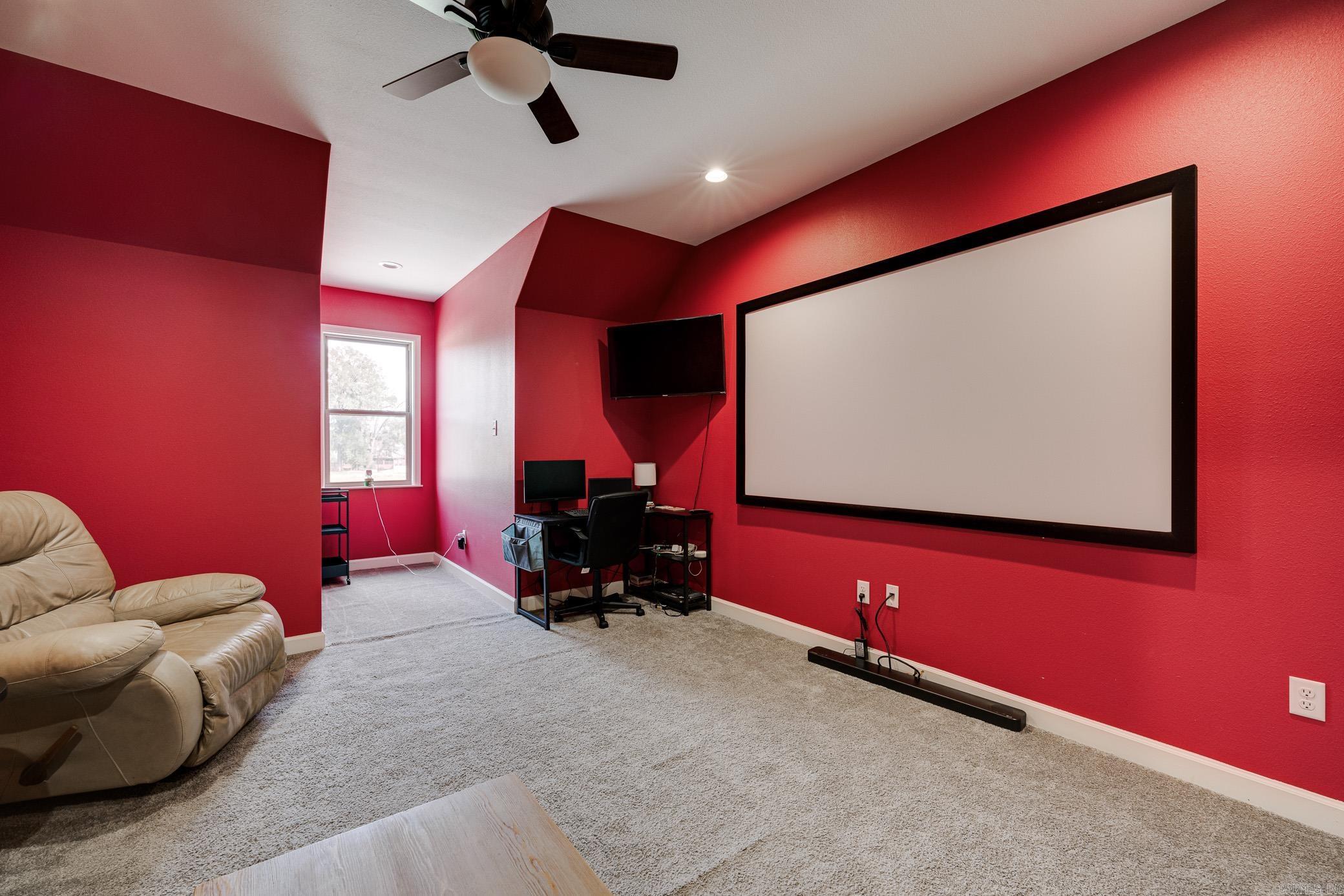 SUNSET LANDING - Residential