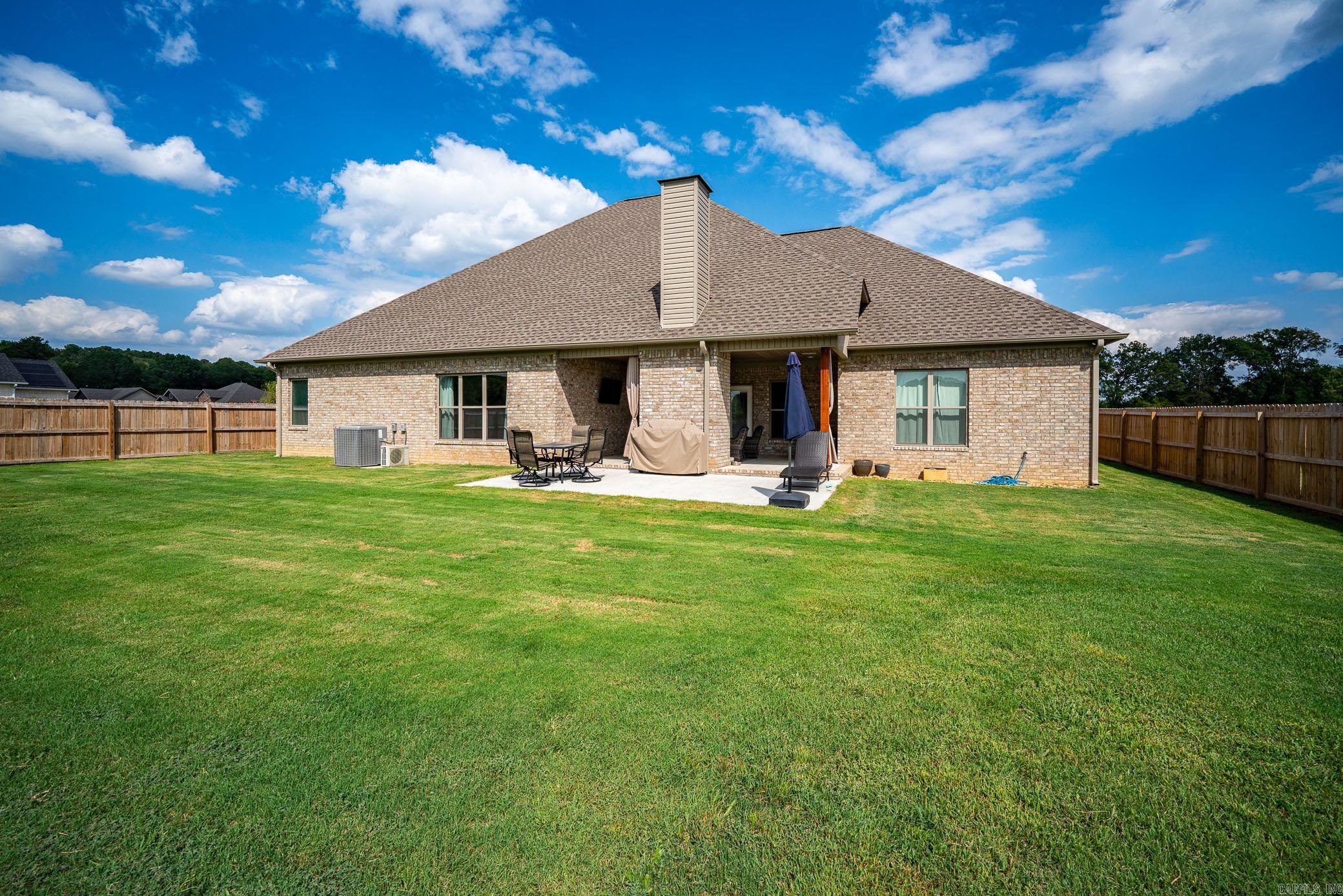 SUNSET LANDING - Residential