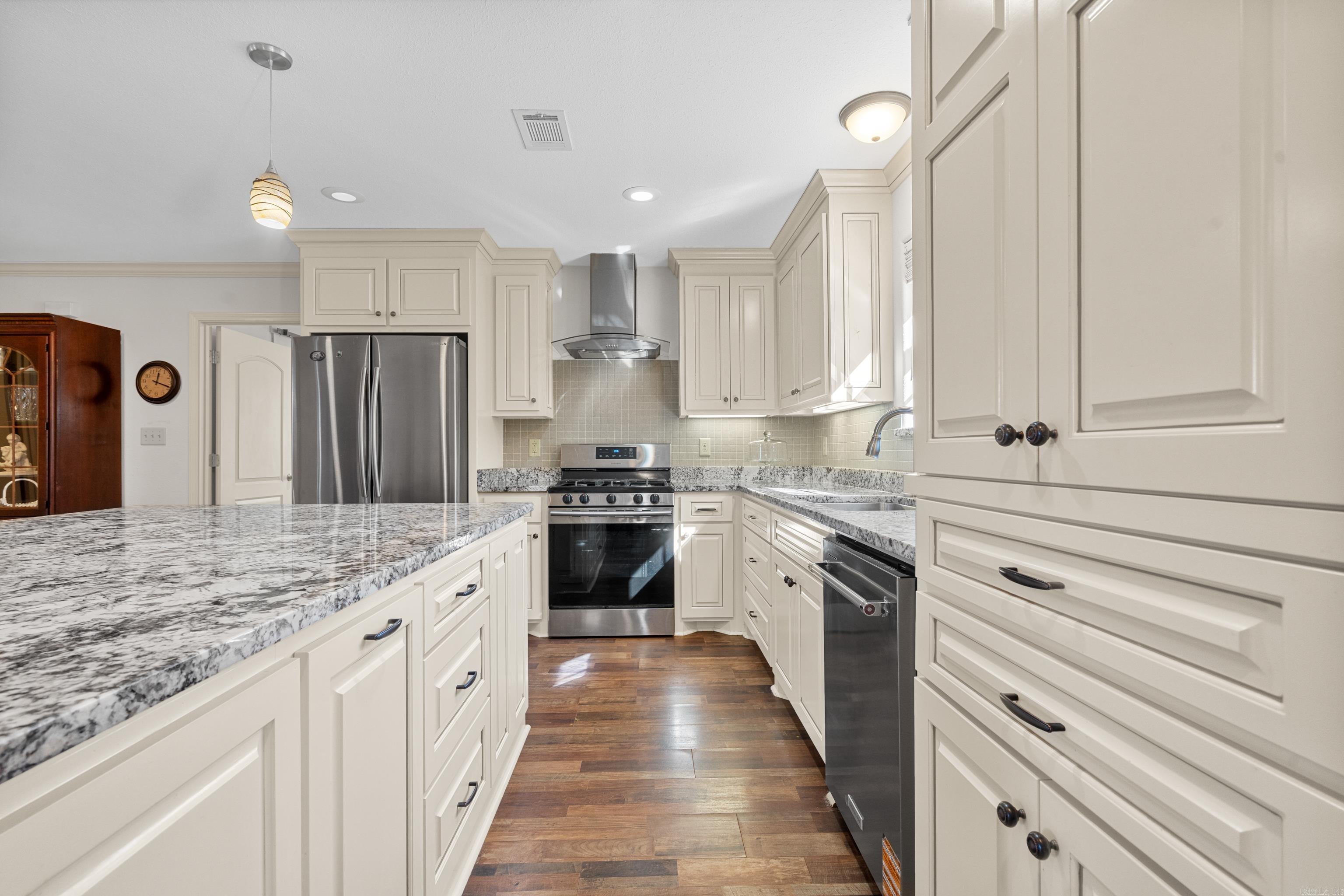 Pineview Crest of Shore Acres - Residential