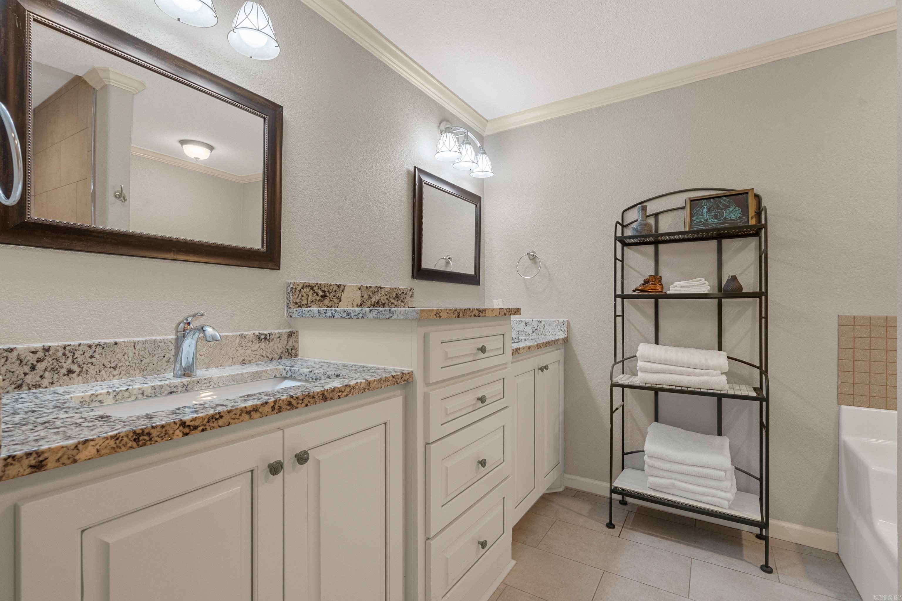 Pineview Crest of Shore Acres - Residential