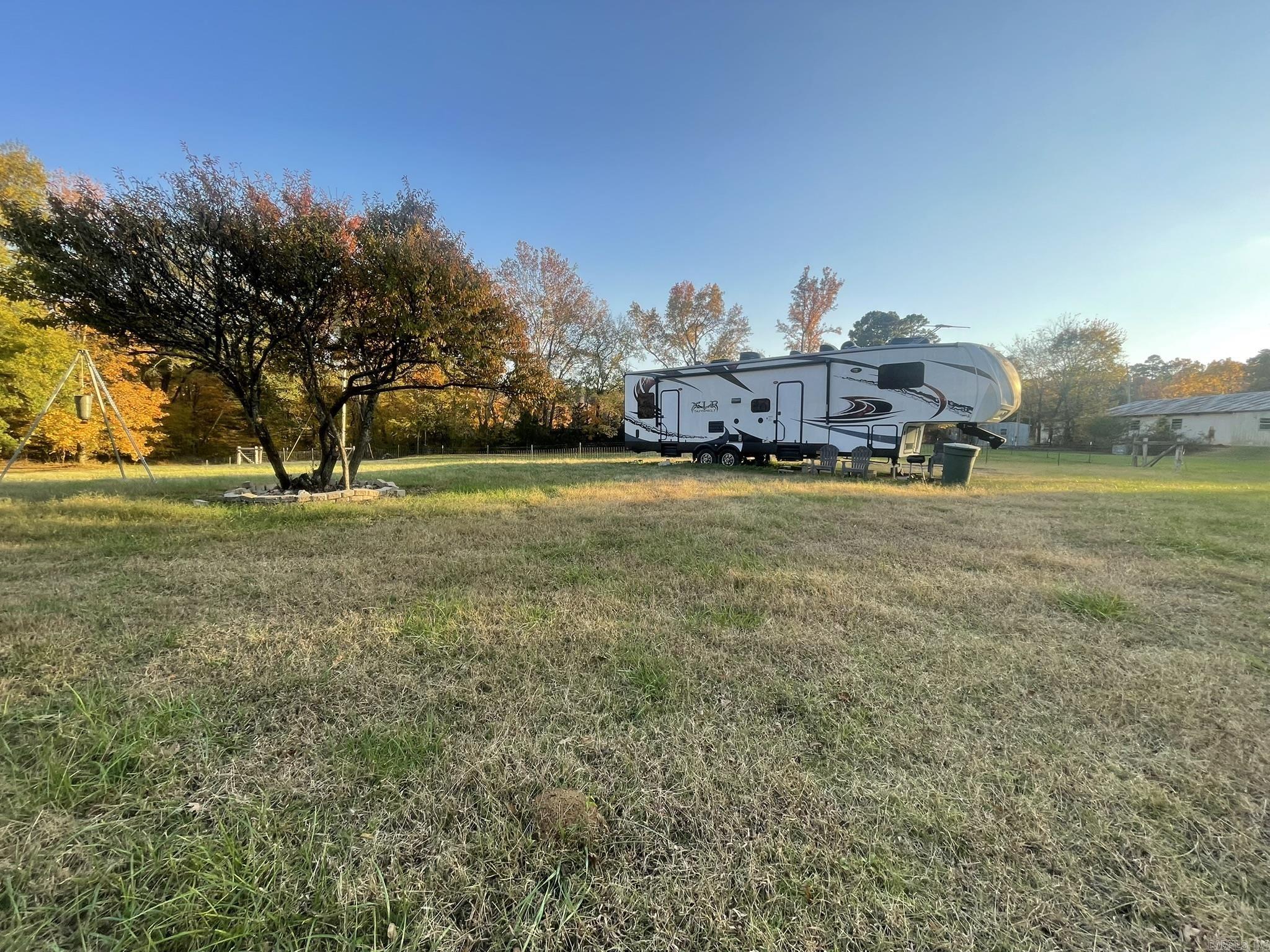 Metes & Bounds - Land