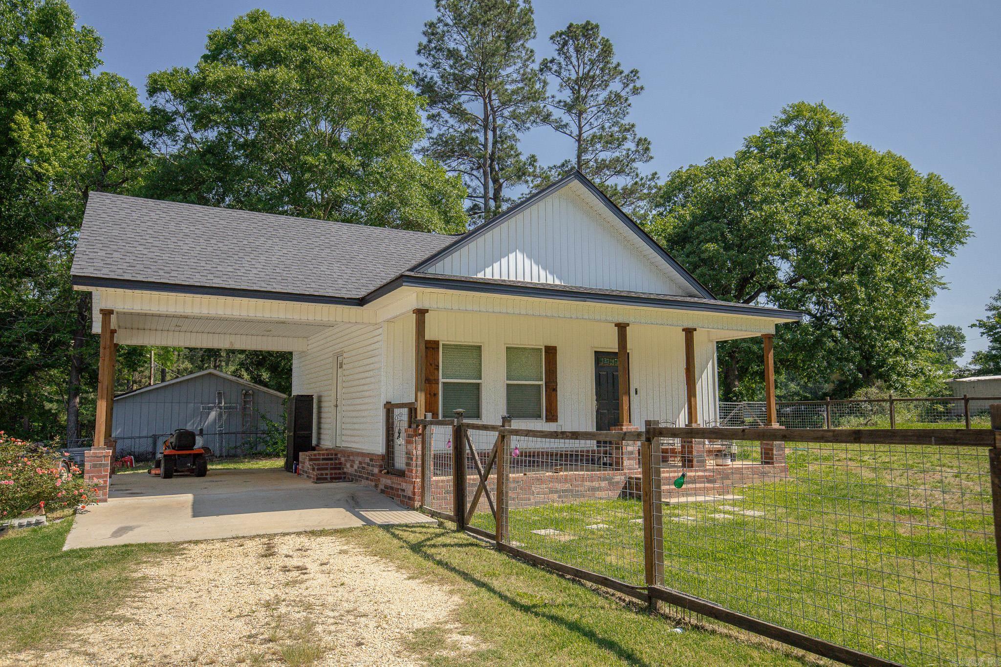 PINE PARK - Residential