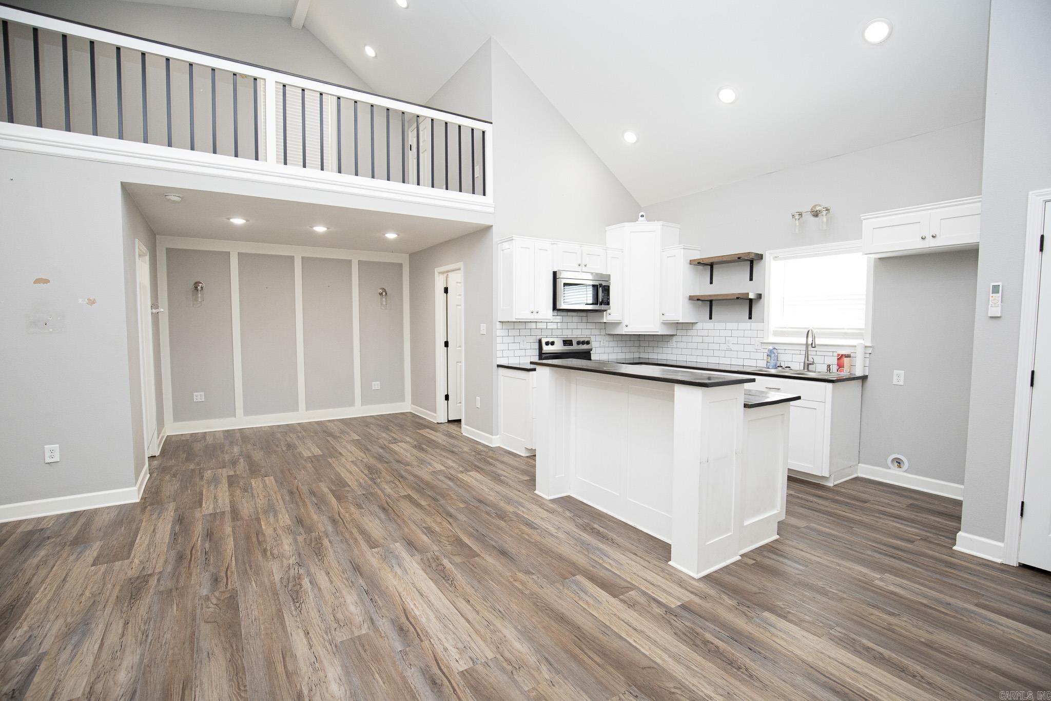 PINE PARK - Residential
